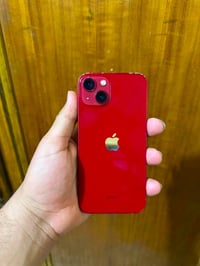 آيفون 13 • ١٢٨ • نسخة eSIM
