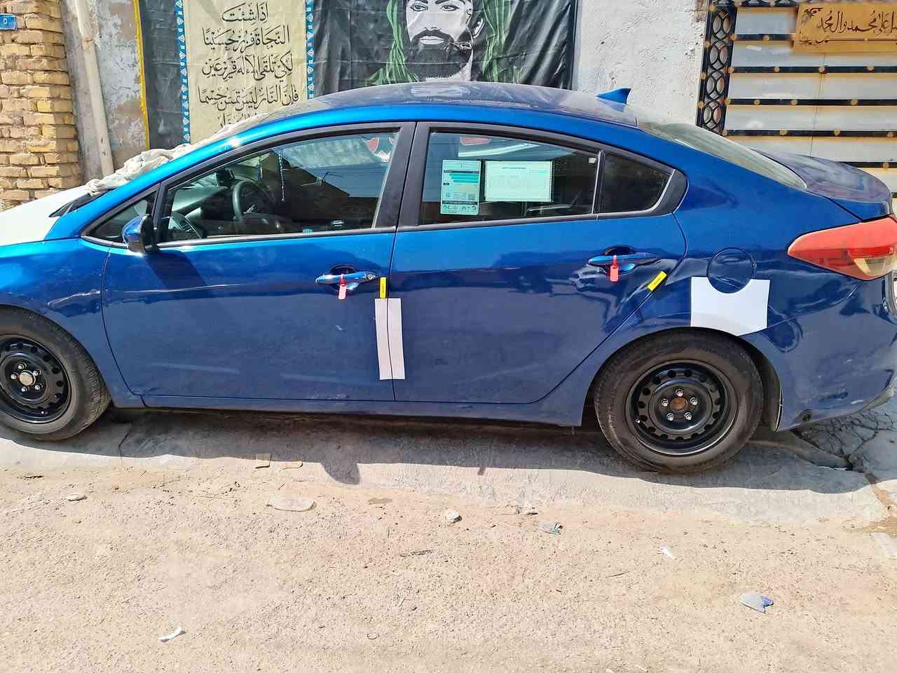 كيا فورتي موديل 2018 وارد امريكي حادثه بنيد مبدل و3قطع رش مكينة 2000 دوش المرغوب كيرها ATالمرغوب السيارة جاهزة من كل النواحي التبريد ثلج صدر جديد تخم تاير جديد هسه شادة السيارة جاهزة رقمه بغداد دولي 
مكاني بغداد 
رقم الهاتف ***********
السعر 98

