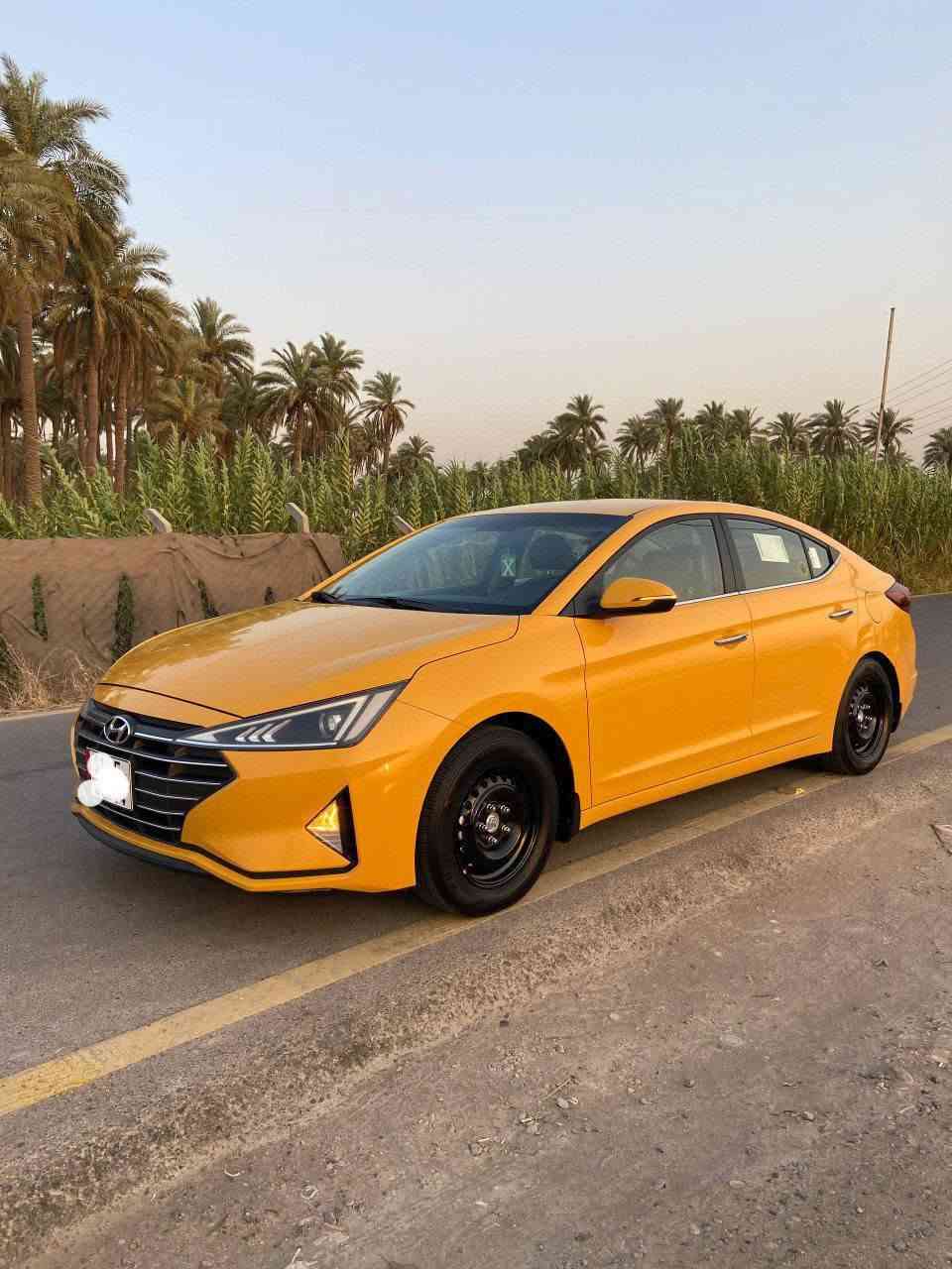 السلام عليكم النترا خليجي2020 شركة الأولى محرك 1600 وبيها منضومة غاز ، السيارة مكفولة عدا رصعات موضحة بآخر صورة ماشي 136الف كم سعرها 155 وبيها مجال .
للتواصل ***********
