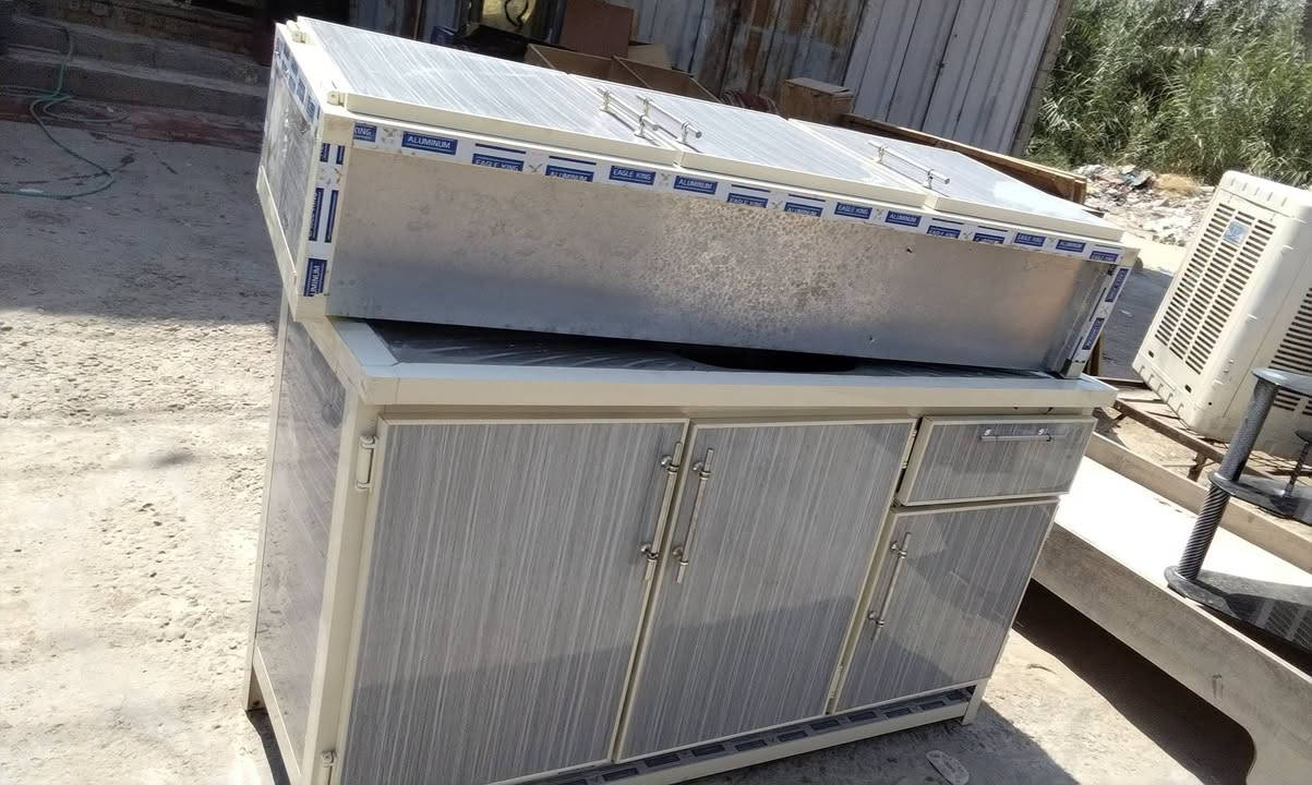 سلام عليكم محل حسين للمستعمل وجديد هلن وسهلان بكم العنوان البوبيات سواق برتقاله البزل المدفون  ***********. كلشي موجود  الي يريد شي خاص خاص
