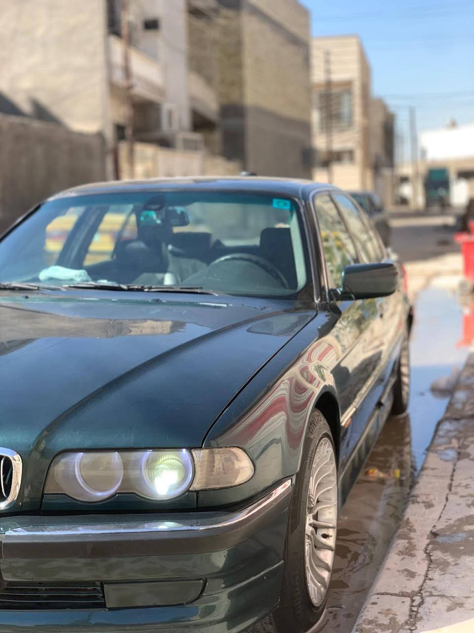 اسلام عليكم بي ام كاسحه موديل ٩٦ محرك وكير ٧٤٠ مصبوغ عام 
السياره فول تبريد شغال كشنات جلد كهربائي نواقص البيها طوافة بانزين وكيلو متر والسلايت بيع او مراوس 
مكان بغداد الجديدة الأمين السعر ٨٠ ورقه موبايل 
***********
