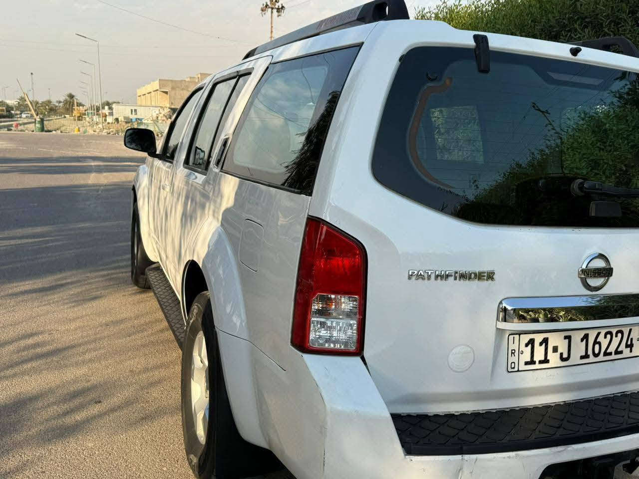 سيارة نيسان باثفندر وارد امريكي بدون حادث السيارة كاملة مكملة و نصبتها حلو بيها شوية ملاحظات بصبغ البنيد فقط 
السعر 95 ورقة و بيها مجال بسيط ان شاء الله 
اي استفسار هذا رقمي و بي واتساب 
*********** بغداد, العراق
