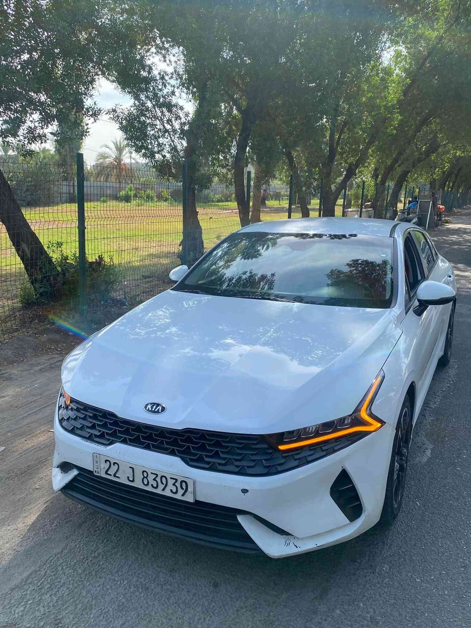 السلام عليكم k5 للبيع مواصفات عادية LX بصمة تشغيل بصمة ابواب ترحيب بلابواب بصمة هاند بريك بصمة اوتو هولد شاشة كبيرة تدعم ابل كار بلي حادث السيارة جاملغ وشبر من البنيد وبيه 3 قطع كلير من امريكا بدون صبغ كير محرك خير من الله رقمي للاتصال او واتساب *********** للبيع او مراوس ب ياباني حسب القناعة وانطي فرق عادي
