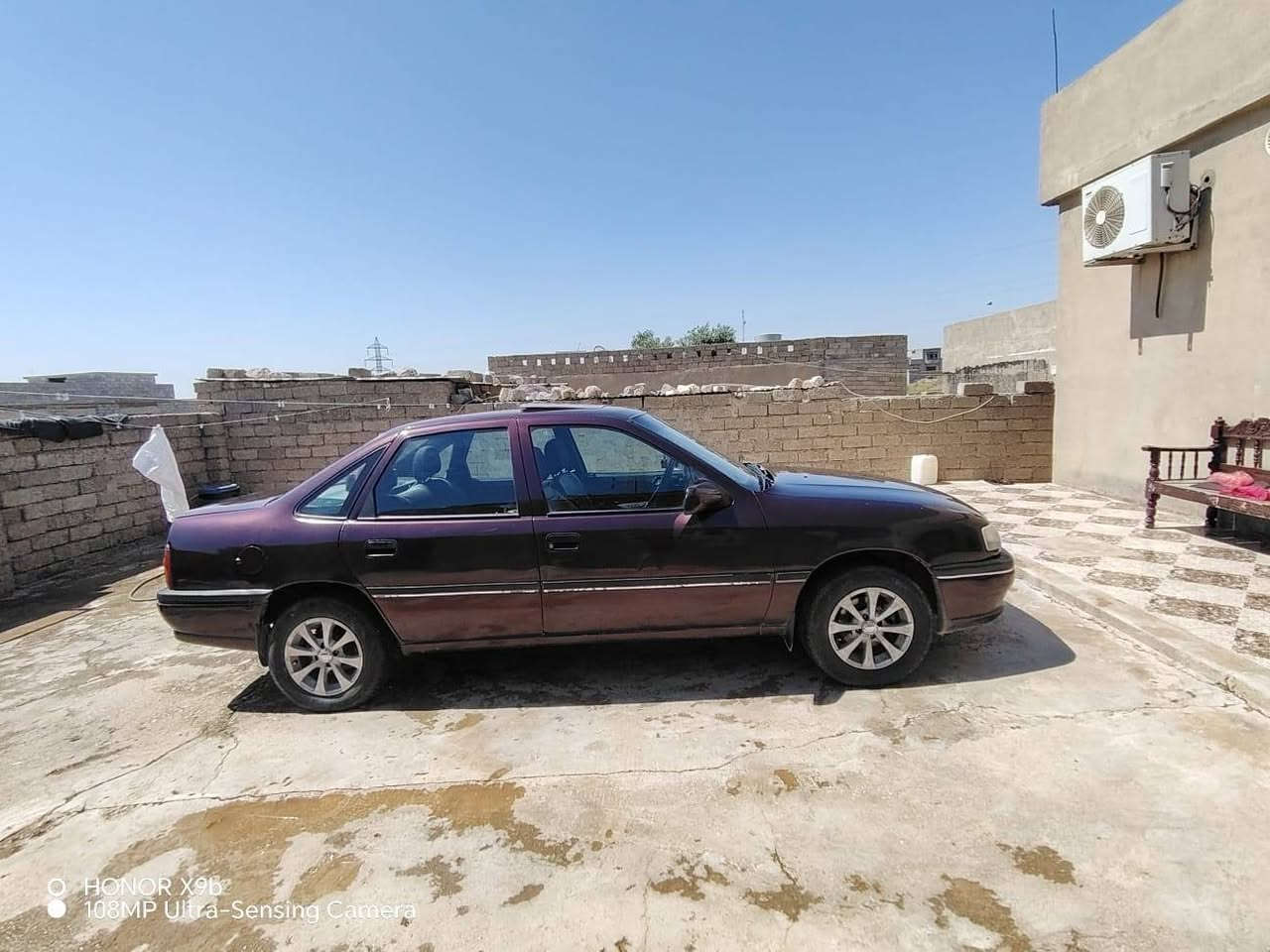 بسم الله ابل فكتره موديل 93  حجم 18 سياره جاهزه وسنويه جديده الى 31 بسمي بخ جماليه فقد الي يحب يتواصل ع هاذه رقم ***********

نص مكتوب في الصور:
- HONOR X9b
- 108MP Ultra-Sensing Camera
- HONOR X9b 108MP Ultra-Sensing Camera
- O HONOR X9b 108MP Ultra-Sensing Camera