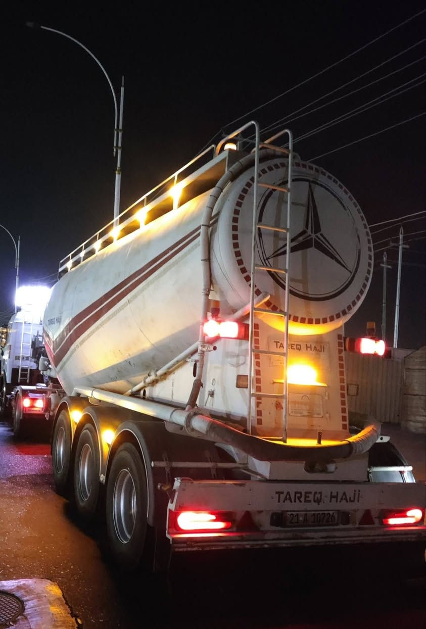 بطل سايلو للبيع طارق حاجي مديل 2015 ثلث قباقه حمولة 45 طن  تفريغ 25 دقيقة تخم تاير جاهز للعمل مكان سماوه رقم
بطل سايلو للبيع طارق حاجي مديل 2015 ثلث قباقه حمولة 45 طن  تفريغ 25 دقيقة تخم تاير جاهز للعمل مكان سماوه رقم 
***********
***********
