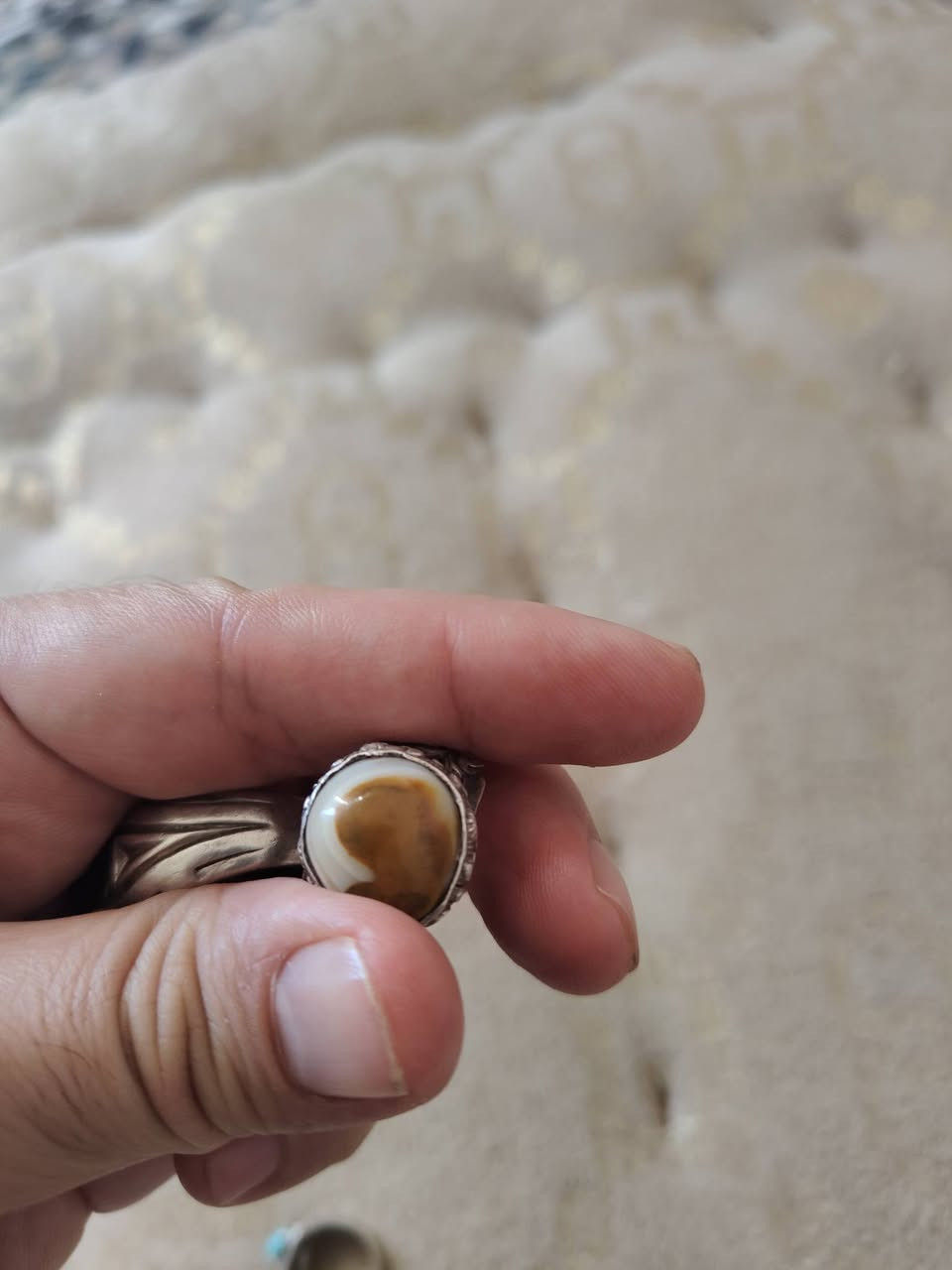 محابس فضه للبيع سعرهن 130 الف مكاني بغداد سبع قصور توصيل ما عندي متواجد فيس و واتساب ***********
