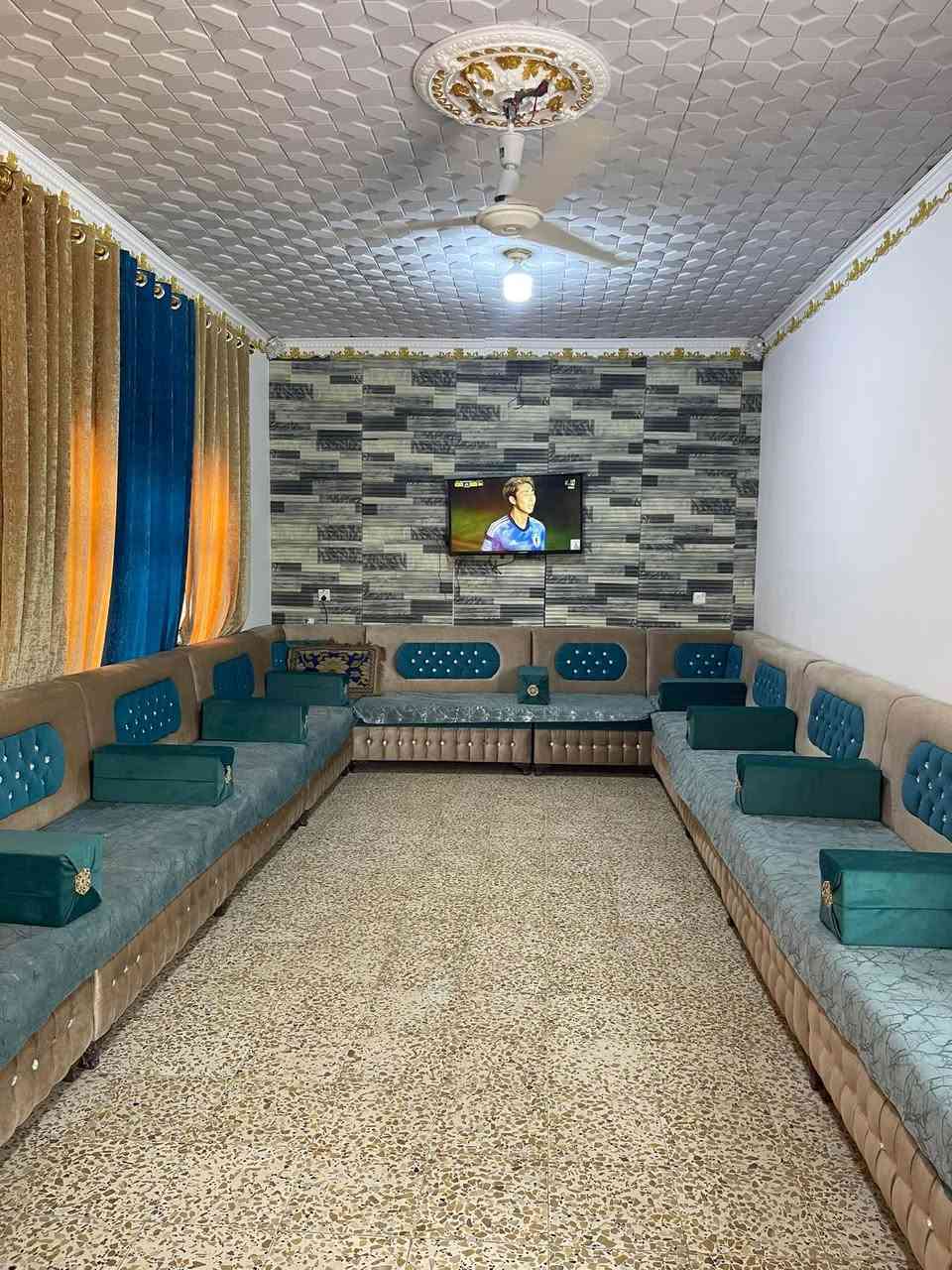 بسم الله الرحمن الرحيم 
بيت لبيع مساحه 1500
عقار 25 لموقع قرب جامعه بابل منطقه حي سجاد ربع سعود 
لتوصل ***********
