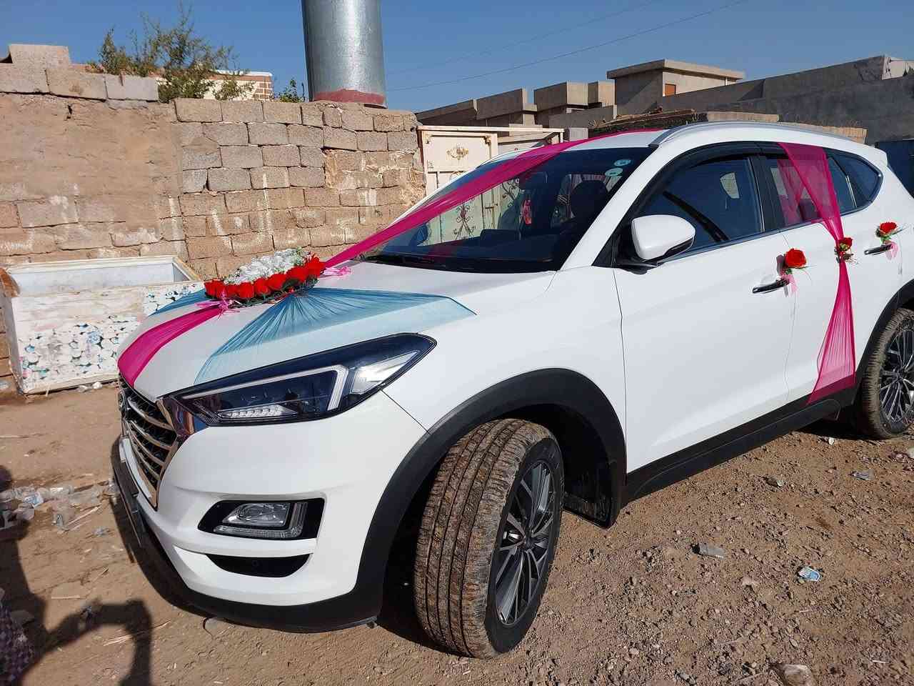 توسان خليجي سايد بريك بالرجل ماشية 93000 مكفوله من الضربة والصبغ ميكانيك السيارة  بالشرط سيارة من الشركة بيدي سنوية لغاية 2031 هزة قبل شهر السعر الاتصال على الرقم
*********** مكان السيارة طوز خورماتو
