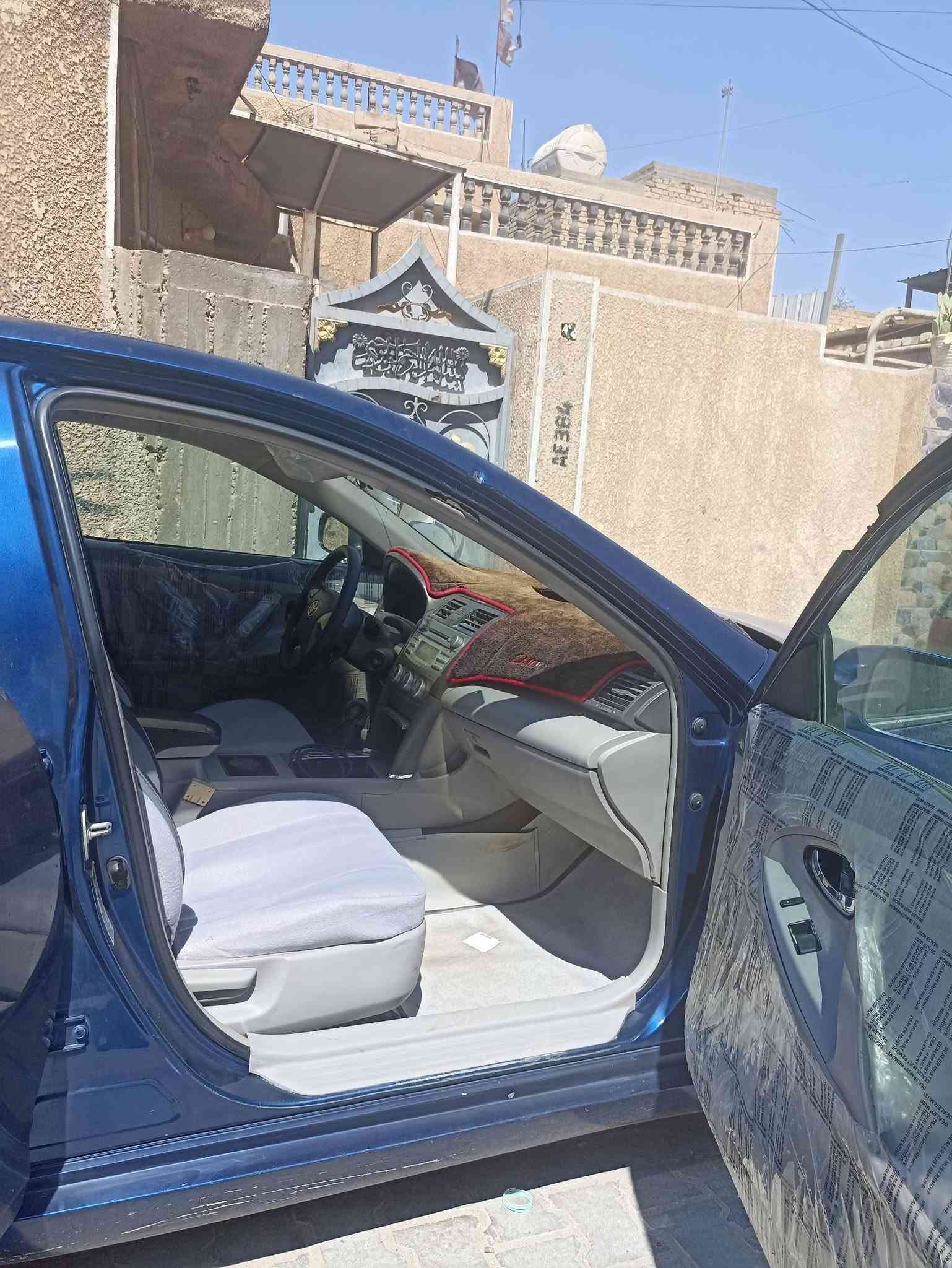 بسم الله الرحمن الرحيم
بيع فقط اعتذر عن المراوس والوعدة
السعر 83 بيها مجال بسيط ان شاء الله 
كامري 2009 4 سلندر ماشية 150
رقم بغداد جديد سنوية جديده باسمي 
مكان السياره بغداد شهداء البياع 
ملاحظه ( السياره بيها نضوح دهن من واشر قبغ+تنقيص مي من القزان + حساس الصالصنه الفوك )
***********  غير متواجد على النت

