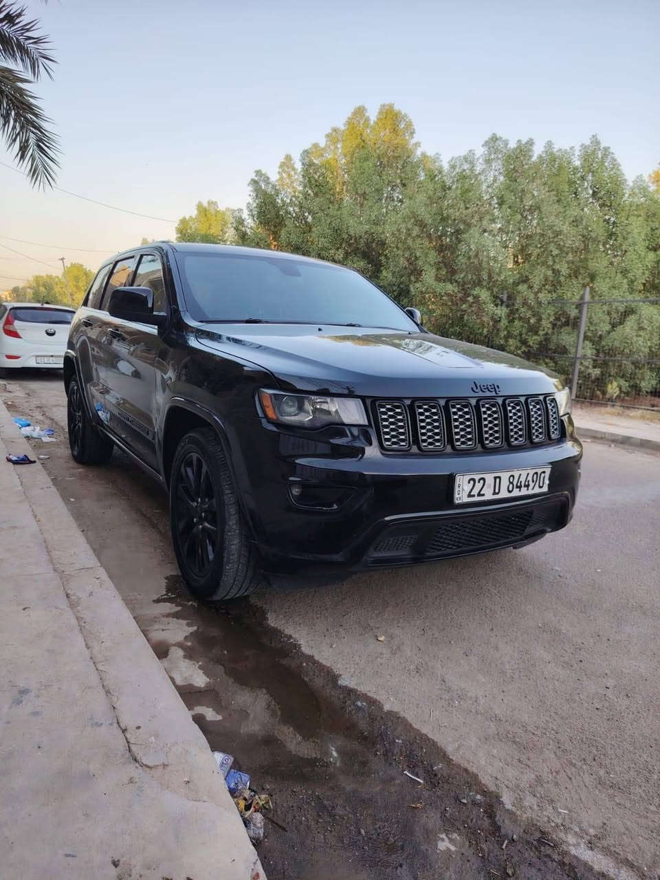🚗 للبيع: جيب غراند شيروكي موديل 2022 (بلاك توب) ⚡️
​، وارد أمريكي وبحالة ممتازة تماماً!
​📌 المواصفات و
​الموديل: 2022
​الفئة: بلاك توب (Blacktop Edition)
​√ بدون صبغ نهائياً (صبغ شركة)
​المحرك والكير: مكفولة بشرط الفحص (كير ومكينة )
​المواصفات: فول مواصفات / رادار أمان / نظام جكات هيدروليك / بدون بانوراما
​التصميم الداخلي: غرفة سوداء  بحالة الشركة
​الحالة العامة: جاهزية ممتازة، سيارة جديدة بدون بارد 
​📍 المكان: بغداد
📞 للتواصل والاستفسار: [***********]

💬 السعر: [225 ورقة وبيها مجال ] أو للتواصل عبر الخاص
........... 
​#جيب #جيب_شيروكي #سيارات_للبيع #وارد_امريكي #بغداد #سيارات_العراق #بيع_سيارات #Blacktop #Jeep2022

