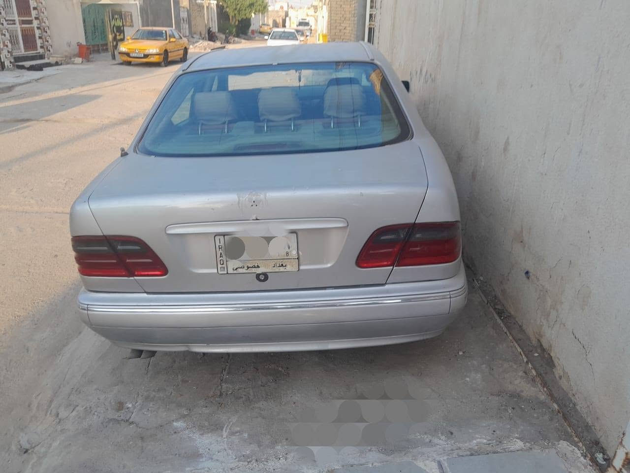 #للبيع
سياره مارسدس ام عيون موديل 96 محرك محور VVT سياره الصبغ جارد و السنويه صارله شهر من ساقطه و سياره بأسمي 
سعر السياره 60 بيها مجال قليل السياره موجوده بالعماره 
***********
