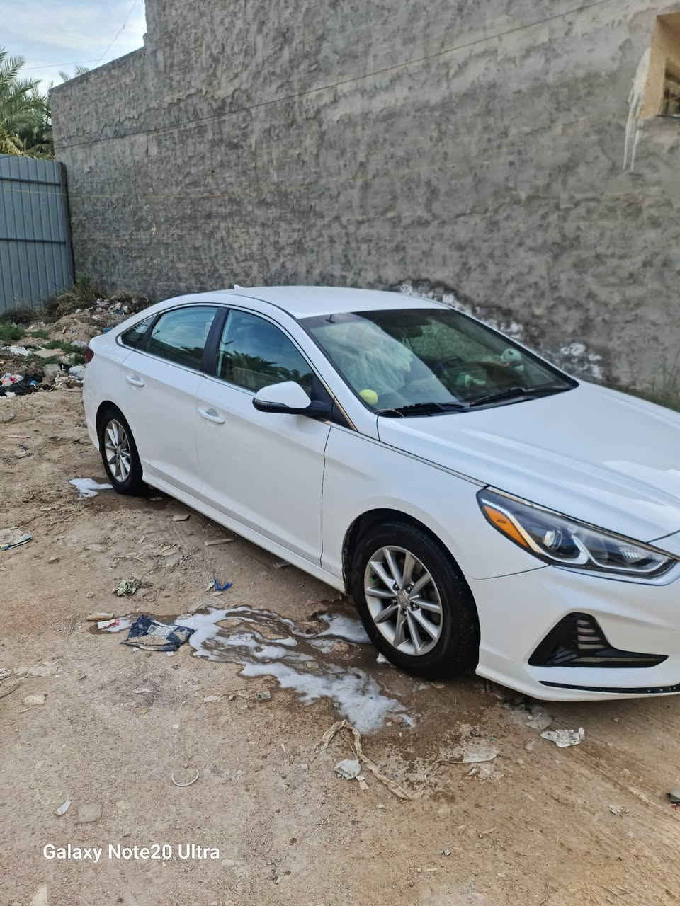 السلام عليكم سوناتا امريكي باسمي الرقم الجديد بابل  
سوناتا موديل 19 محرك 2400 GDI رقم بابل. مواصفاته. 

تحكم كامل بلمقود 

مانع انزلاق 

مثبت سرعه 

اوامر صوتيه 

كامره خلفية 

كشنات تدفئه 

رادارات جانبيه 

رادار خلفي 

تخم تاير جديد 

تغليف الارضيه بلكامل 

تغليف الكشنات 

ادامه منظومه الاحتراق بلكامل 

وبعد بيه هواي مواصفات. 

مكفوله من اللغد والشواصي والتكم. 

السياره مناقصه برغي بفظل الله. 

تبريده خير من الله. 

كهربائيته كله بلادي. 

ترهم مراوس اوبيع 

120

***********

نص مكتوب في الصور:
- Galaxy Note20 Ultra