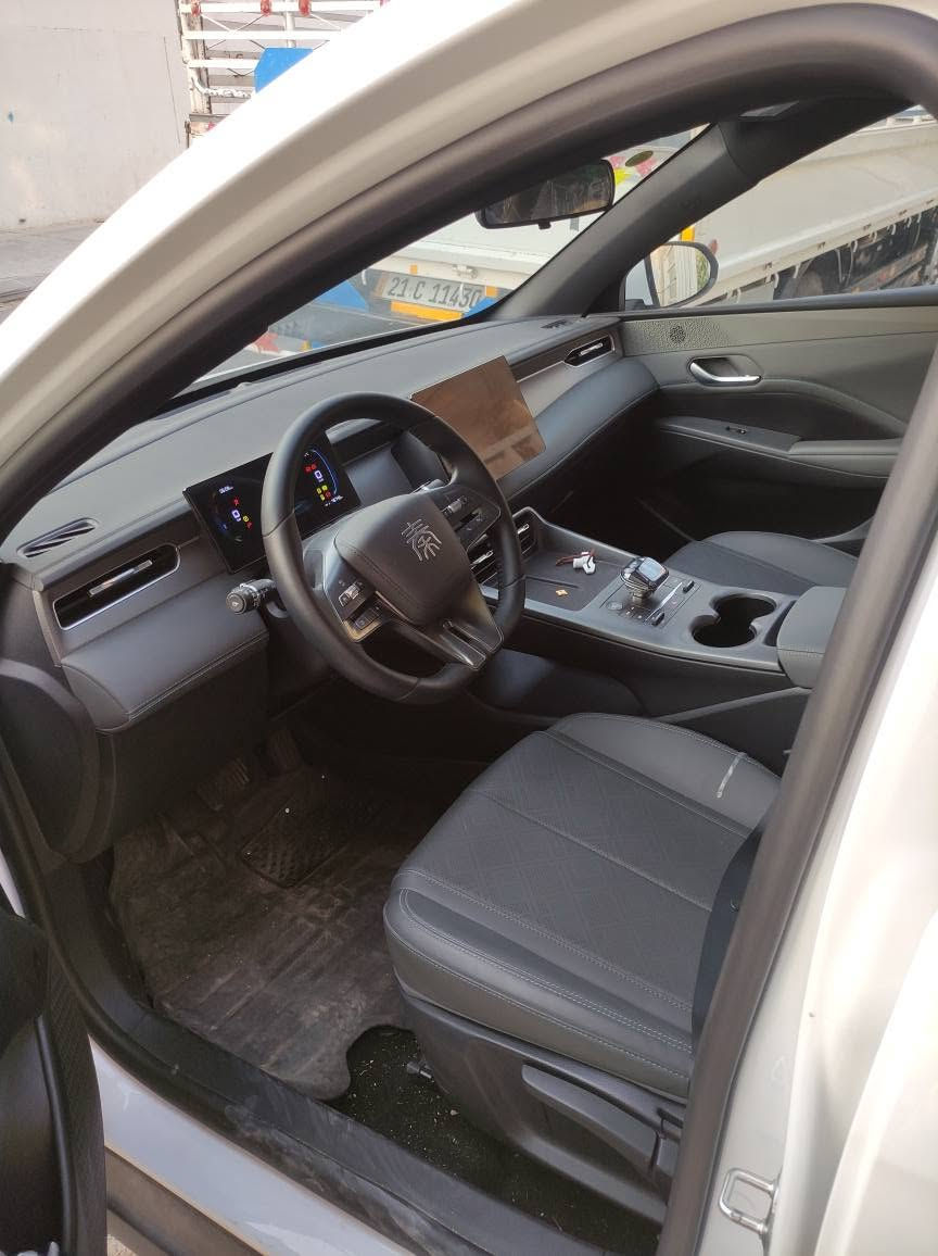 BYd qin plus 2025
ناو زەیتونی ویل عادیی
تەنیا 5000 ڕۆشتوە
1500HEV
3500EV
هیچ هیچی نیە سفر سفرە تەنیا لەدەعامی دواوە بەقەد نینۆکێک شوێن بەردێکی هەیە
نرخۆی کۆتایی 140 گڵا شوێن کەلار
*********** كالار, السليمانية
