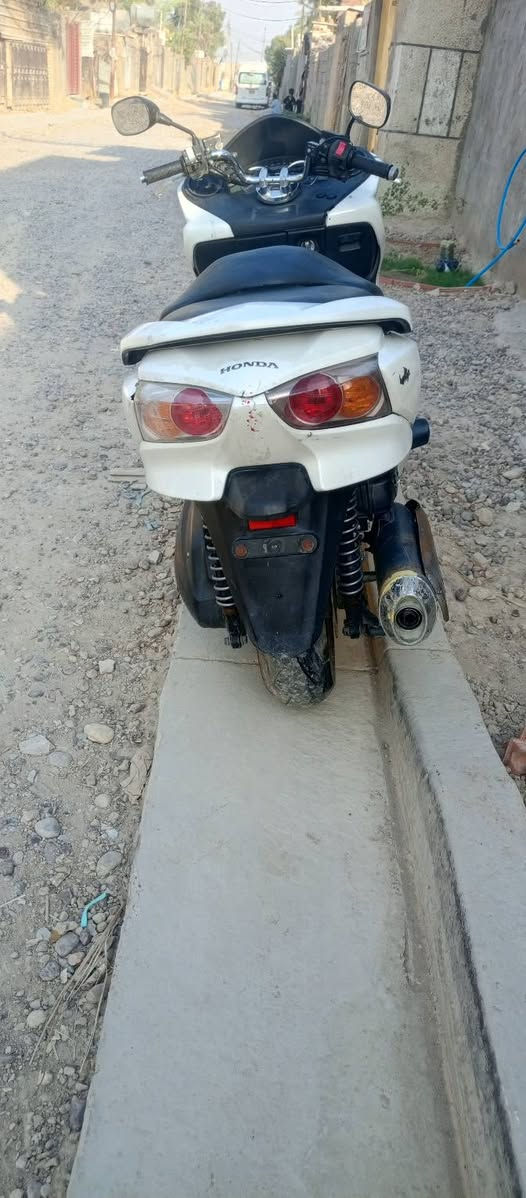 فورزا صفر 10 بغداد الكماليه ***********السعر 700وبهه مجال محرك مكفول
