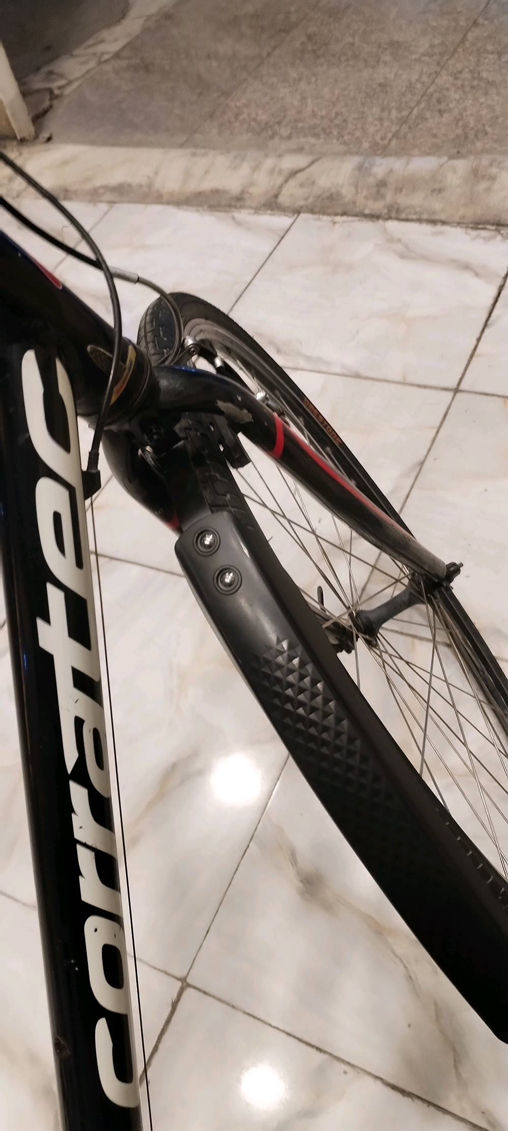 🚴‍♂️ للبيع Corratec C700 🇩🇪

الماركة: Corratec
السستم: Shimano Alivio 3×8
الحجم: 28
قياس الفريم: M – Medium
المادة: فول ألمنيوم
النظافة : 90% توجد فعصة بالهيكل

💰 السعر: 190 ألف وبيها مجال حك الجية

📍 بغداد – حي القاهرة، قرب جوازات صليخ
📞 ***********
