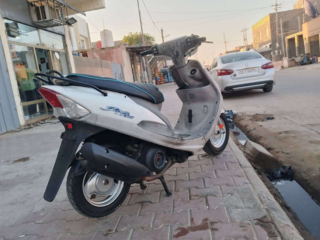 ماكس اخت الجديده دراجه مكينه مابدل بيه ولا قطعه كله ع الشركه بس فتحت الكور قلوزت براغي الصالنصه فقط شلعه نعومه سلف هندر كله شغال والصور تحكم السعر ٨٢٥ وبيه مجال قليل علما صارله شهرين من طلعت من. الحاويه وكلشي موجود بالسوك مكاني سماوه ام العصافير ***********
