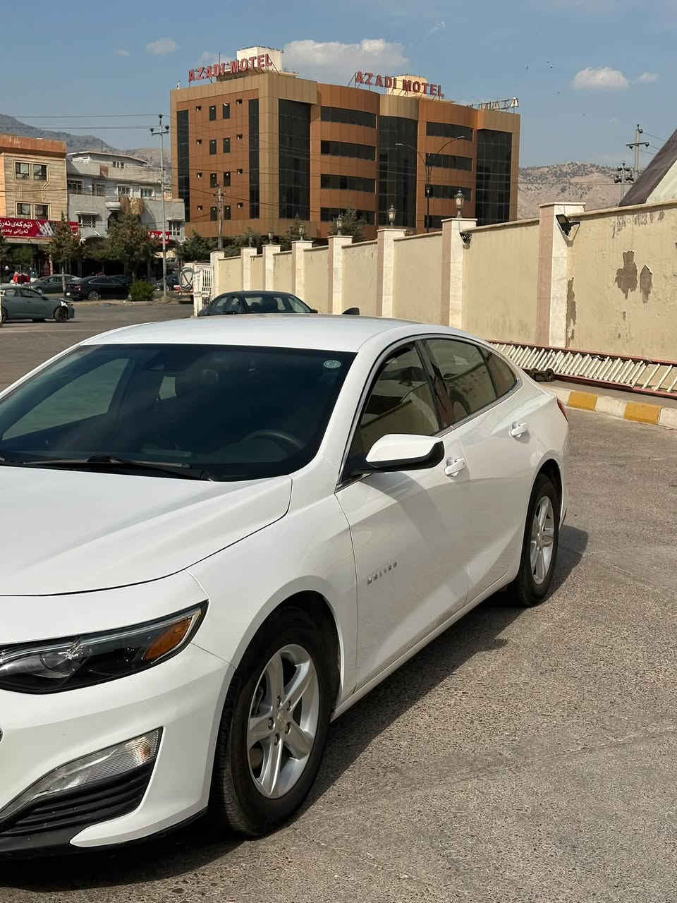🚘 للبيع شفروليه ماليبو 2024 LS

سيارة مرقمة اربيل 

تحويل و غرامة شرط

🔹 Chevrolet Malibu LS
 🥢ضرر : فقط جاملغ كدام بدون دواخل بدون ارباك بشرط
🔹 السنة: 2024
🔹 المحرك: 1.5L Turbo – 4 سلندر🔹 
🔹 القير: CVT أوتوماتيك
🔹 الدفع: أمامي FWD🔹 
🔹 الجنوط: ألمنيوم 16 إنش
🔹 الشاشة: 8 إنش
🔹 Apple CarPlay + Android Auto
🔹 كاميرا خلفية🔹
🔹 نظام مانع التصادم والفرملة التلقائية
🔹 تنبيه مغادرة المسار والمساعدة على البقاء في المسار
🔹 تنبيه المشاة أمام السيارة
🔹 مثبت سرعة
🔹 مقاعد قماشية
🔹 مقاعد خلفية قابلة للطي 60/40🔹
✅ ممشى سياره 53000mil
📌 السيارة نظيفة وجاهزة للاستخدام.

💰 السعر: ______ خاص
📍 الموقع: عقرة .دهوك______
📞 للاستفسار: ______***********
