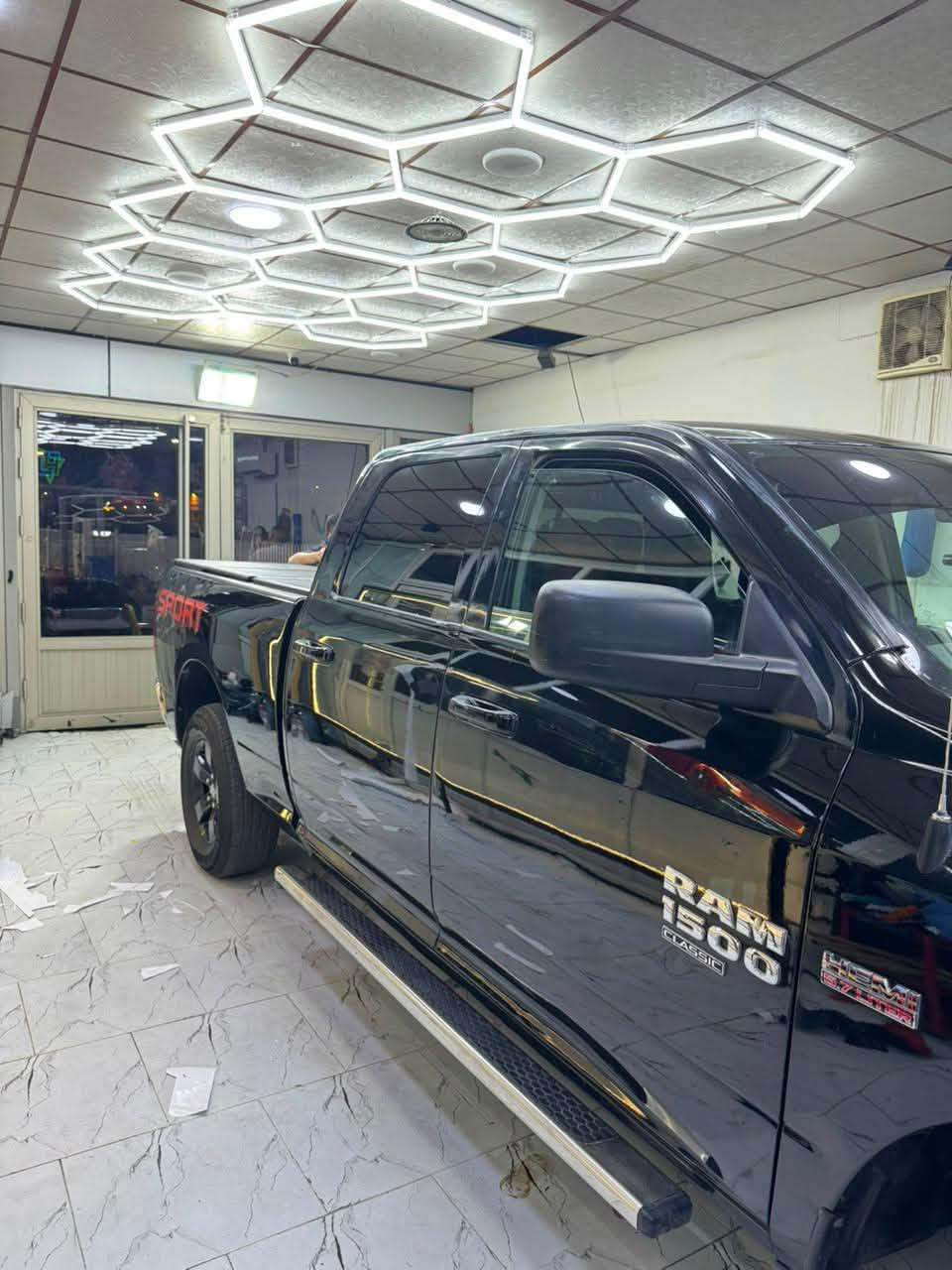 🔥 للبيع فرصة مميزة — RAM 1500 موديل 2020 🔥

🖤 رام 2020 وارد أمريكي 🇺🇸

سيارة مرتبة جداً وحضورها على الشارع غير، واللي يعرف بالرام يعرف قيمتها.

✅ وارد أمريكي

✅ موديل 2020

✅ لون أسود

✅ ضربة خفيفة سابقاً

✅ صور الضربة الأصلية مرفقة بكل وضوح

✅ السيارة حالياً مرتبة وجاهزة للفحص

✅ الفحص بأي مكان يختاره المشتري

📍 البصرة

💰 السعر: 200 

للتواصل رقم الهاتف ***********
