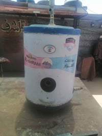 سخان كهربائي • ٨٠لتر • ١٦٠لتر