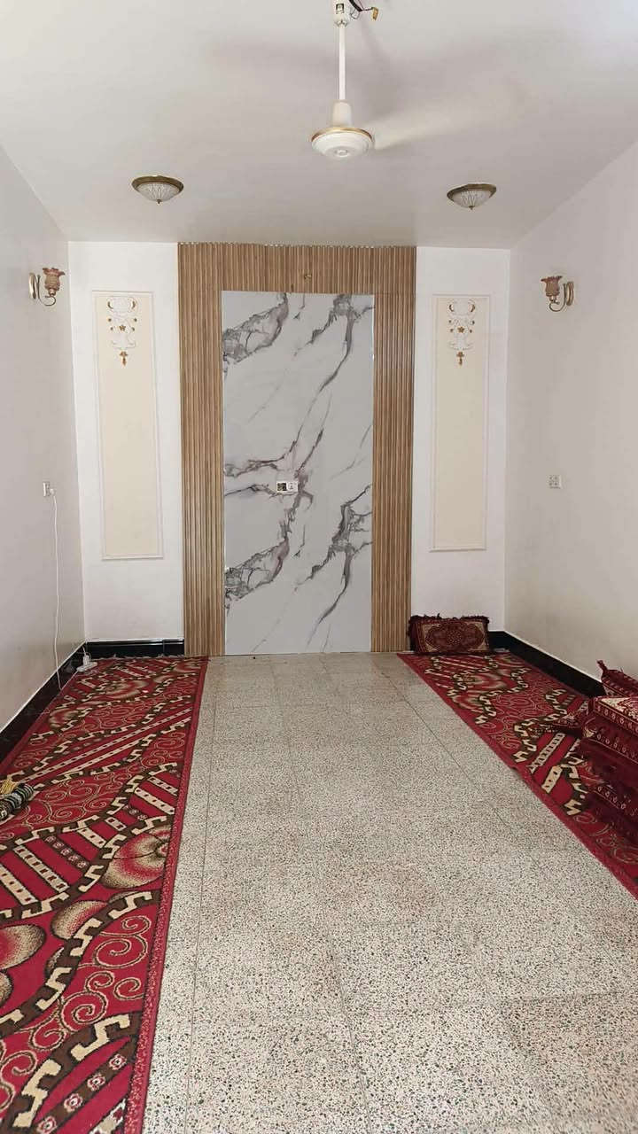للبيع بيت طابو صرف  بحي ديان مقابيل بانزين خانه جنه عفك مساحه 200 م عكاده البناء طابوك  اي استفسار ع خاص  @إشارة
