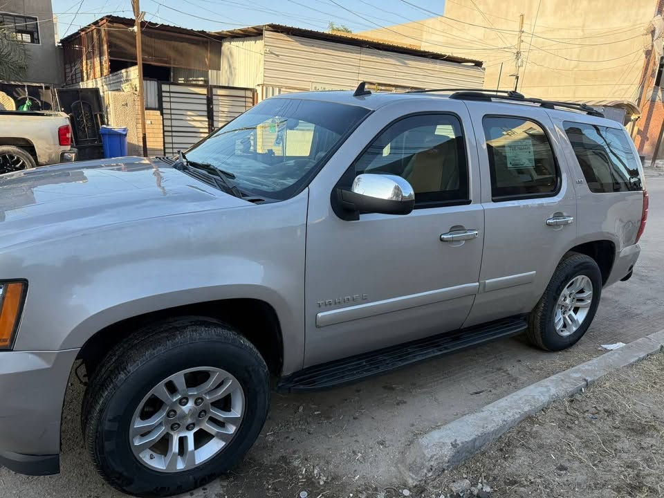 السلام عليكم للبيع تاهو ltz موديل 2007 رقم بغداد الجديد السيارة جاهزة من كلشي كير مكينه حدادية كلشي بيها جاهز السيارة فوول سعرها 155 للستفسار *********** مكان السيارة بغداد الكرادة

