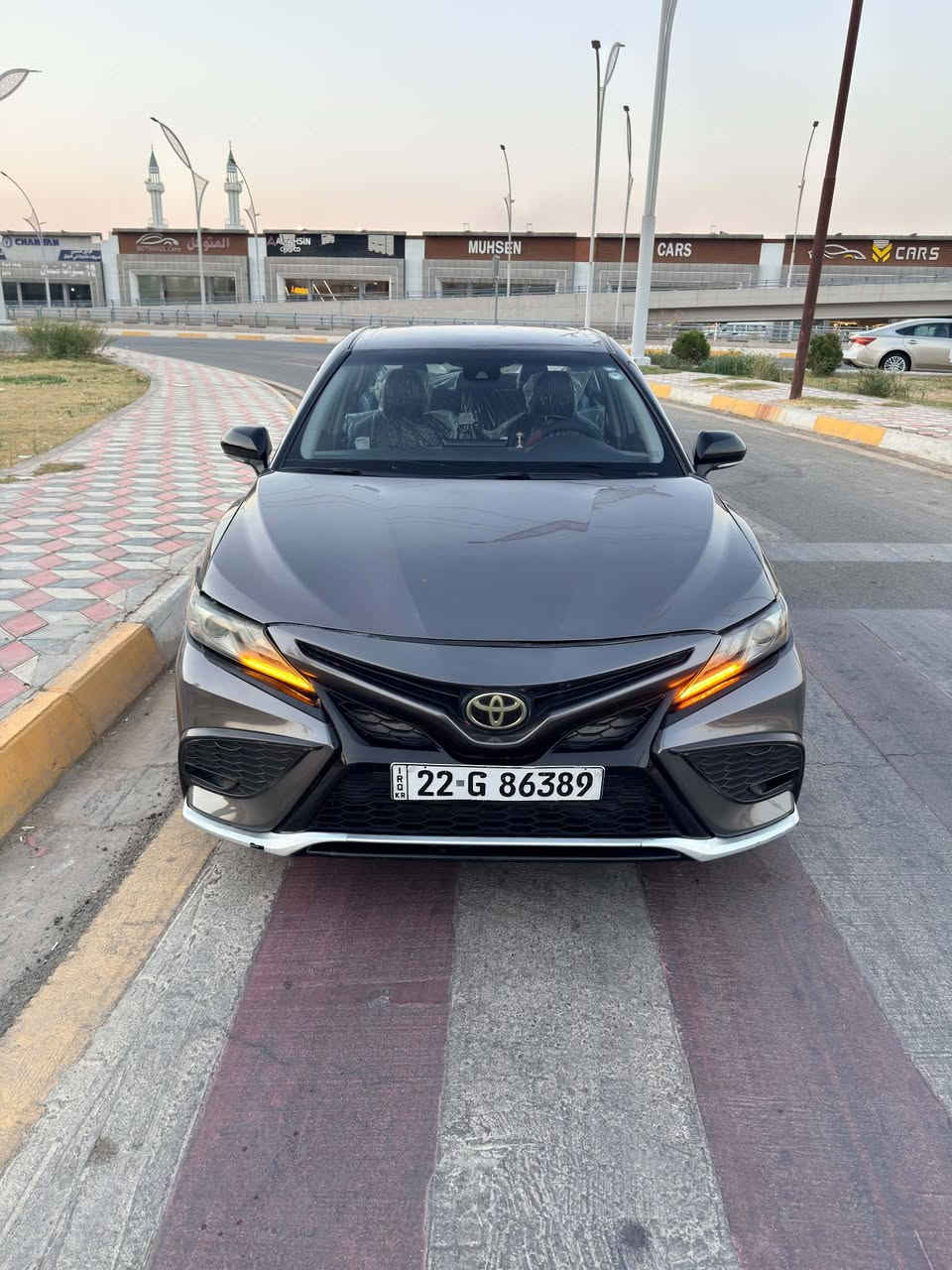 للبيع 
سعر مناسب تويوتا كامري SE موديل 2023 سياره بي 5 قطع اني ابيع احزام بدوم تكمه بدون سقف 

✨ لون نفطي  لامع

✨ ممشى ٦٠ ألف فقط 

🔹 شاشة كبيرة🔹 

🔹 

🔹 كاميرا 🔹 

🔹 مقود كهربائي

🔹 شفتات خلف المقود

🔹 إشارات بالمرايا الجانبية

🔹 مقاعد جلد أسود

🔹 دركسون جلد بخياطة مميزة

🔹 تحديد مسار

🔹 نظام مانع تصادم

🔹 رادار أمامي

🔹 ABS

🔹 نظام مانع انزلاق

🔹 أوضاع قيادة (Normal - Eco - Sport)

🔹 GPS

🔹 مصابيح زينون عدسات عالي وواطي

⚙️ محرك 2500cc مرغوب ومكفول مع ناقل الحركة

سيارة نظيفة جداً وجاهزة للفحص.

السعر : 151 وبيها مجال للشراي رجائا مو شراي لا تخابر 

مكان سياره كركوك ***********
