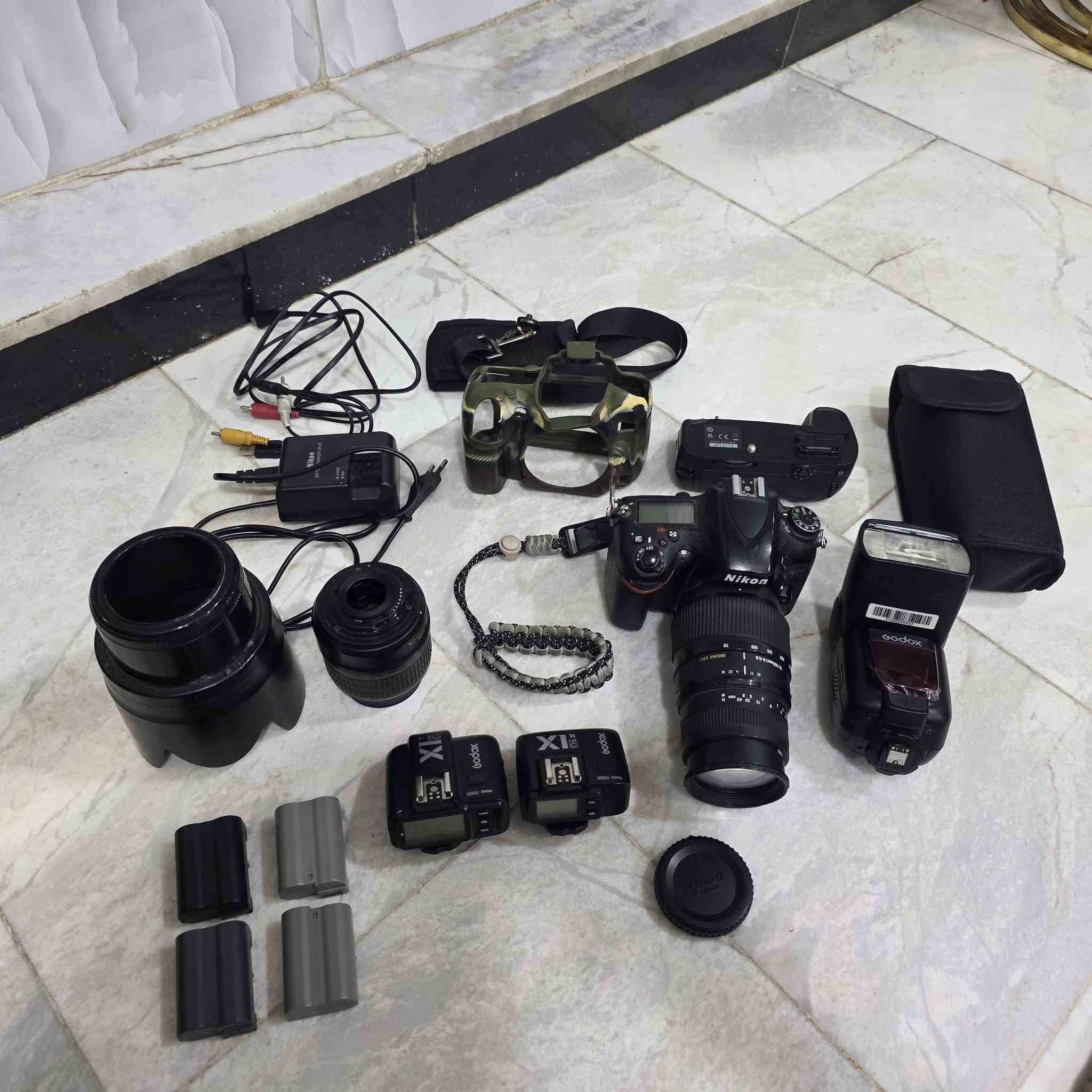 سلام وعليكم اخوان كامره نيكول 610 الكامره نضيفه كامله هيه ومعداته المكان بغداد البلديات السعر ٧٥٠وبيه مجالالشراي يتصرف وبخير ويدلل هاذ رقمي ***********
