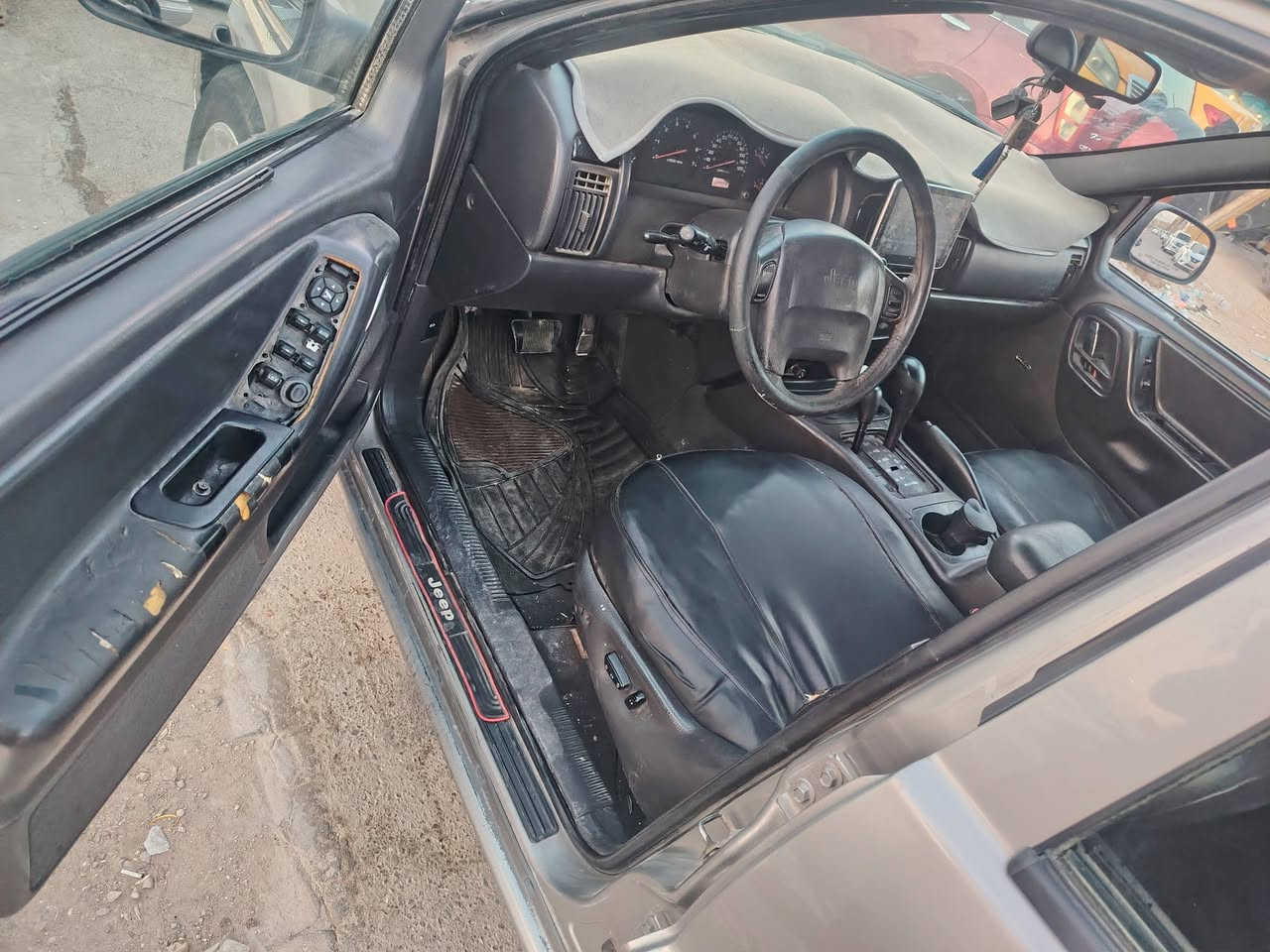 سلام عليكم جيب شيروكي
موديل ٢٠٠٠ بلادية جاهزة تبريد ثلج
كفالة من ضربة وصبغ
مكاني ناصرية مدينة صدر
الاستفسار رقم راعيهة *********** علي
بيع او مراوس

