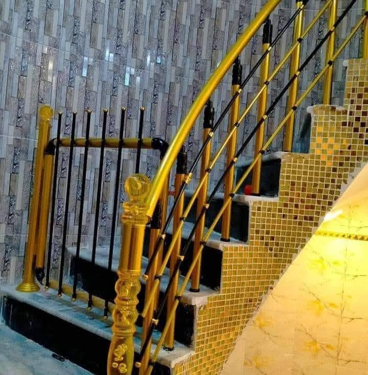 عمل جميع المحجرات اللمنيوم والكرستال
بأسعار مناسبه في الحمزه شرقي 
ويوجد لدينه عروض خاصه لا 
هالي الحمزه ناسنه الطيبين 
يوجد نضام لقصاد ماعليك 
غير تتواصل ويانه على رقام 
ضاهره مامك بدارت الأخوين 
ابو يزن ***********
ابو حسن ***********
@إشارة للجميع 
أبو يزن الجبوري

نص مكتوب في الصور:
- B612