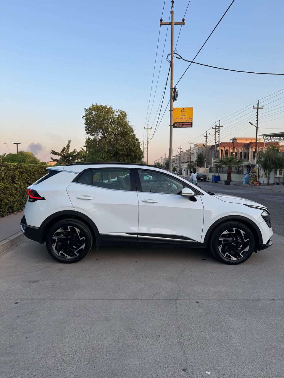 Kia Sportage 
کیا سپۆرتاج ٢٠٢٤ فول مواصفات 
خەلیجی سفری ئێرەیە
رەنگی سپی بەفری 
59,000km  کم ڕۆشتوە 
فول مواصفات 
پانۆرامە - گوشین هیتەر - سوکان هیتەر - بەسمە و شغال - ٣ مۆدی رۆشتن - سندوق شفت - ڕادار - کامێرە و حساس - لایت لید 

گێر و مەکینە و کارەبایات بێ کێشەیە 

بەناوکردنی بەشەرت 700$ غرامە پاش معامەلە دەتدەمەوە  

١ دەرگای پشت سایەق بە بیلادی شەریکە گۆڕاوە 
٢ بست بۆیاغی هەیە لە چاملغی پشتەوە 
٢-٣ جێگا تعدیل ساردی پێوەیە 
ئێرباگ هیچی نەتەقیوە 

سعری 188$ وەرەقە و مەجالی فرۆشتنی تێدایە 

رقم مۆبایل + واتساپ + ڤایبەر 
***********
0️⃣7️⃣5️⃣0️⃣3️⃣4️⃣7️⃣1️⃣3️⃣7️⃣0️⃣ شقلاوة, أربيل
