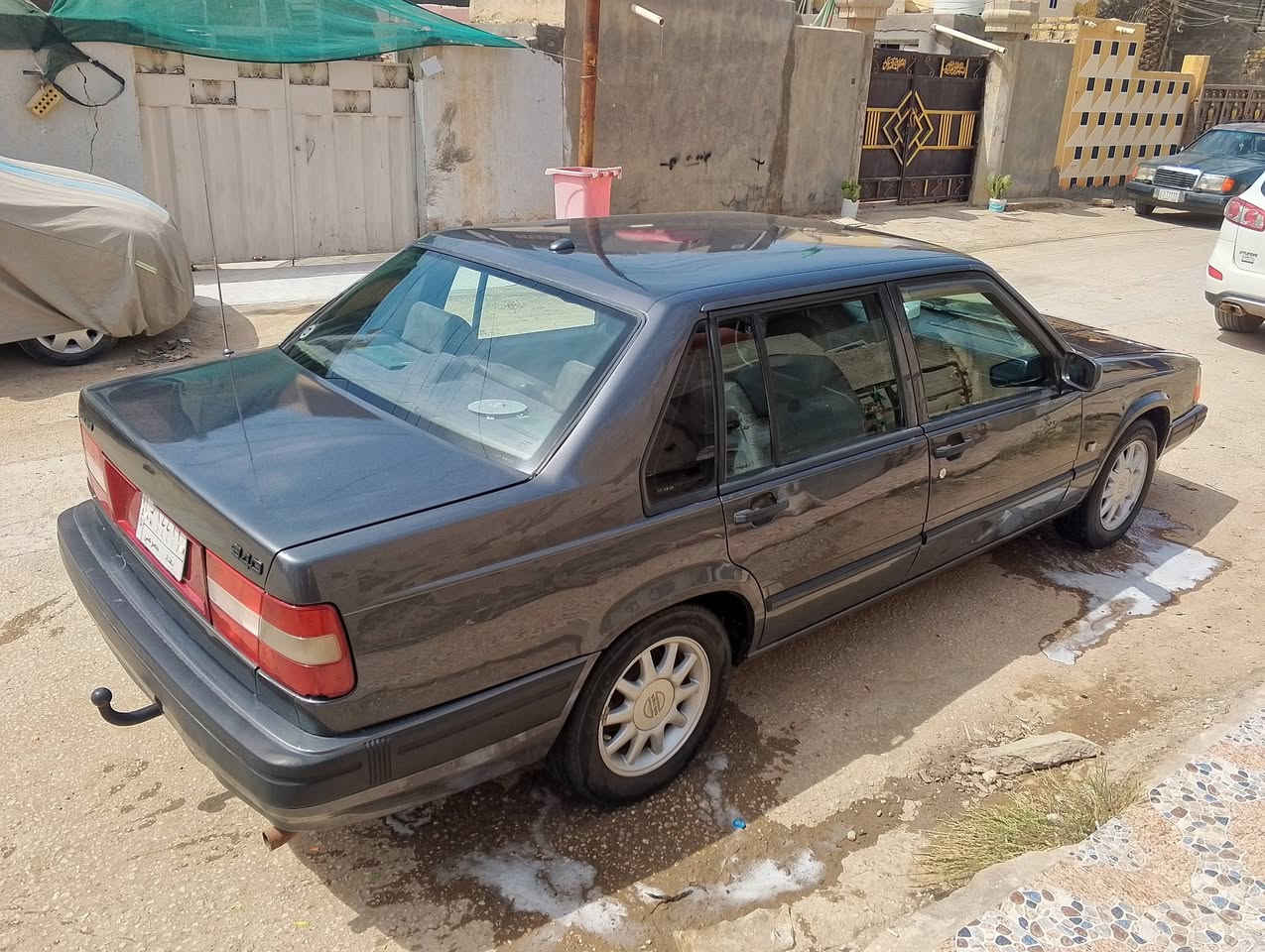 السلام عليكم فالفو 940 موديل 93 مكينه وكير بلاديات بخاخ جدد حداديه جديده تخم تاير باتري جديد مكفوله من الضربه والخياس غرفه جديده  مشط جديد تبريد ثلج رقم بغداد سنويه 2028 ريمون سنتر لوك ويل مال 96 تحويل مباشر السيارة كل نقص مابيهه العنوان بابل كفل ***********

