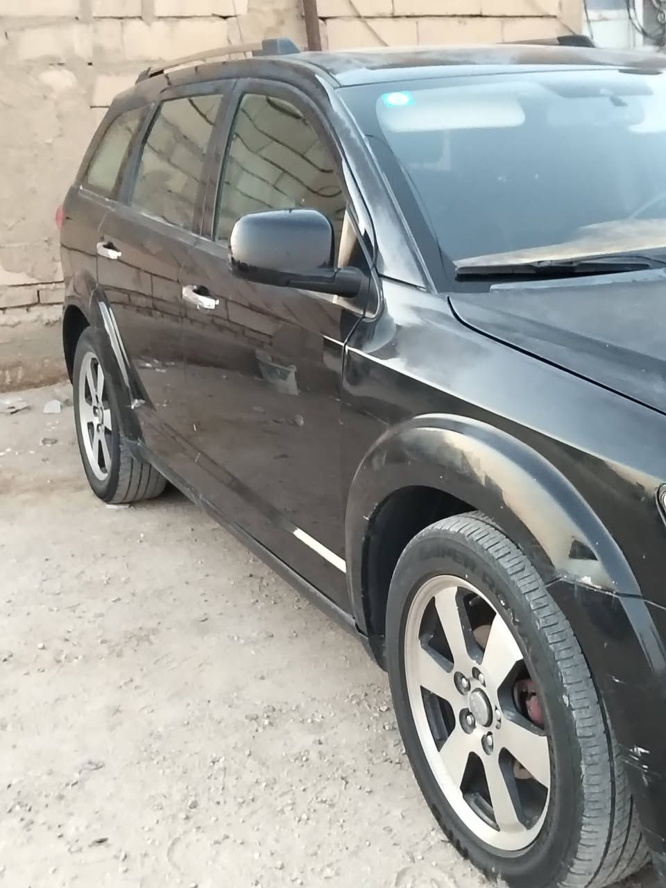 سلام وعليك دوج جورني ٢٠١٢
ضرر بنيد وجاملغ الامامي جهت السايق بدون دواخل ومصبوغه حزام 
محرك٦ @٧ راكب السياره جاهزه السعر ٨٨
عنوان ناصريه سوق الشيوخ استفسار 
***********@ للجميع

