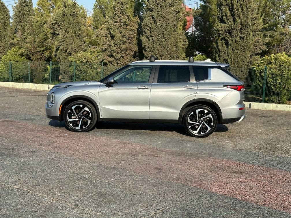mitsubishi outlande  2024

سەیارە كلين تايتل بى سبوغ
مۆدیل 2024
مکینە 2.5 
مواصفات SE فول مواصفات
3ريزكوشین
5 کامیرا
صندوق شەفت
گؽرلە سوکان شەفتی سەرسوکان
بريك بسمه
ئاوینە شەفت + ئاوینە عیشارەت
كوشين كارەباى
کوشين جلد و + كوشين هيتەر
حساس پؽشەوە + حساسی دواوە
رادار360 دەرەجە(بيشەوە+ دواوە+ ئاوینە)
ئۆتوبریک پؽیشەوە + ئۆتوبریک دواوە
تەبرێد مرکزی
بەسمە و دەرگابسمە
6مۆدی لێی خورین
سياره كلين بى سبوغ بی هیج ملاحەزە یە ک 
ژ.م ***********   وتسئاب أربيل, العراق

