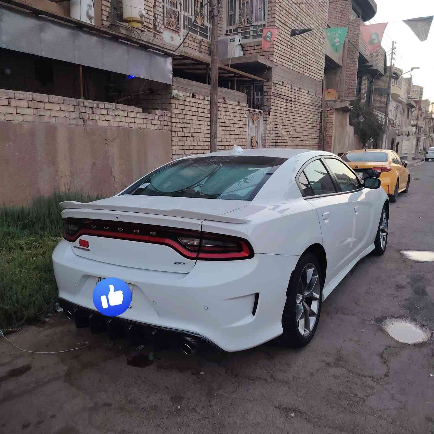 سلام عليكم جارجر موديل 2020 أصل جيتي رقم بغداد بأسمي السيارة مابيها اي نقص حادثها بنيد نفسه معمر والجاملغ الأيمن  بي بارد وباقي السيارة كفالة الغود شواصي قماره تكم كلها كفاله السيارة مامشتغله خط مكاني بغداد الرقم ***********
