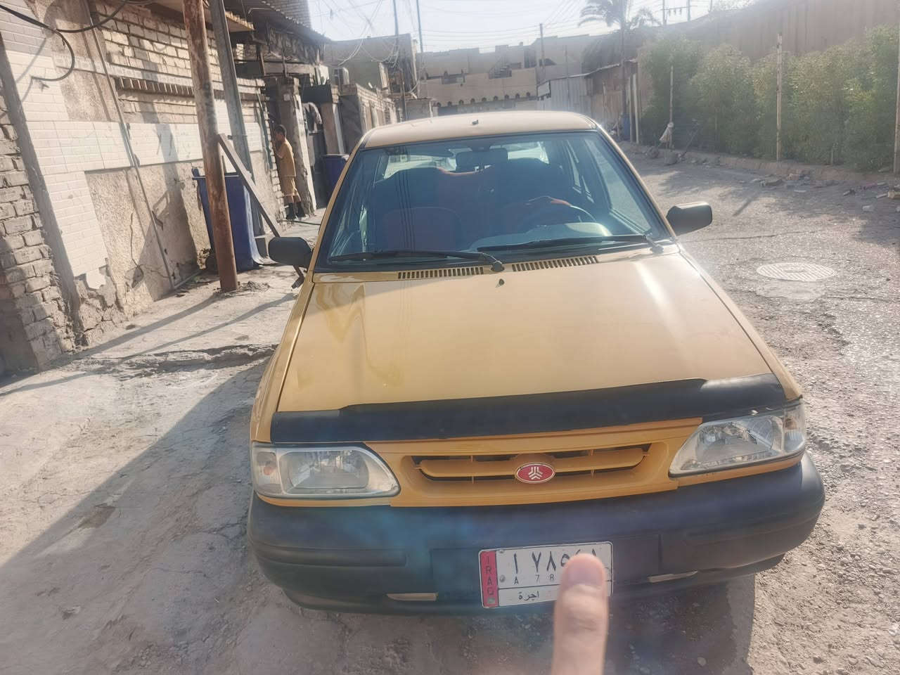 السلام عليكم من رخصة صاحب الكروب سايبا موديل 15 كير ومحرك وصدر خلفي امامي وتخم تاير وباتري وكهربائيات خير من الله نواقصها تبريد ميشتغل والبوشة الخلفية مال الهاوزن السيارة بيها صبغ بنيد وجاملغ اثر ضربة بل بجم ماواصلة للغود رقم بغداد السيارة سعرها 23 بيها مجال جدا بسيط ولسيارة شرط التحويل المكان بغداد الدورة ابو دشير الاستفسار عبر الرقم ***********
