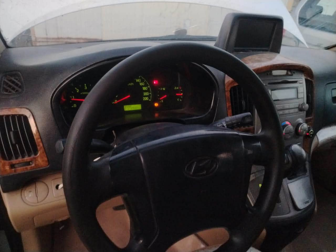 مكلف بل نشر 
ستاركس مديل 10 مكانهه بصره ساحه سعد سعر 140$ مكينه سورنتو حاويه توني شادهه وباقي تفاصيل اتصل وتدلل جهازه سياره***********
