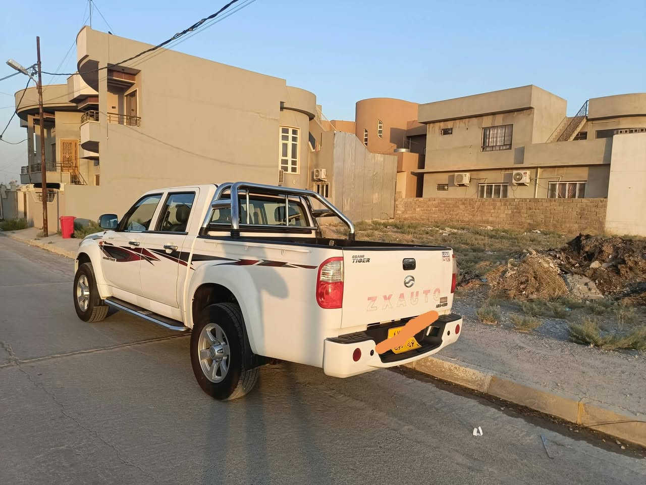 مساء الخير سيارة للبيع بيكب كراند تايكر موديل ٢٠٢٠ رقم شمالي العنوان الحمدانية للاستفسار الاتصال على الرقم *********** محرك ٢٤٠٠ كير عادي السعر ١٢٠ وبيها مجال ماشية ٩٠ الف كيلومتر
