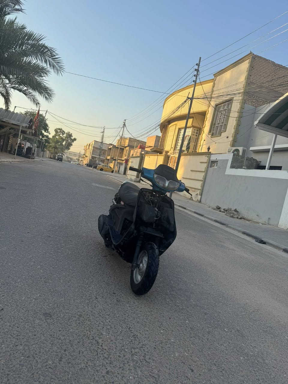 السلام عليكم الدراجه لبيع مال جناي يعني اتخير حته الشاصي صابغه فرن لن مال تعمير الدراجه كامله مكمله شنو دخل المحرك ابدل من البدايه لنهايه كله جديد لن تعمير مال جناي مكاني نجف حي المكرمه السعر 325 وبيها مجال حك الجيه بس وهاذا رقمي ***********ومتواجف فيس
