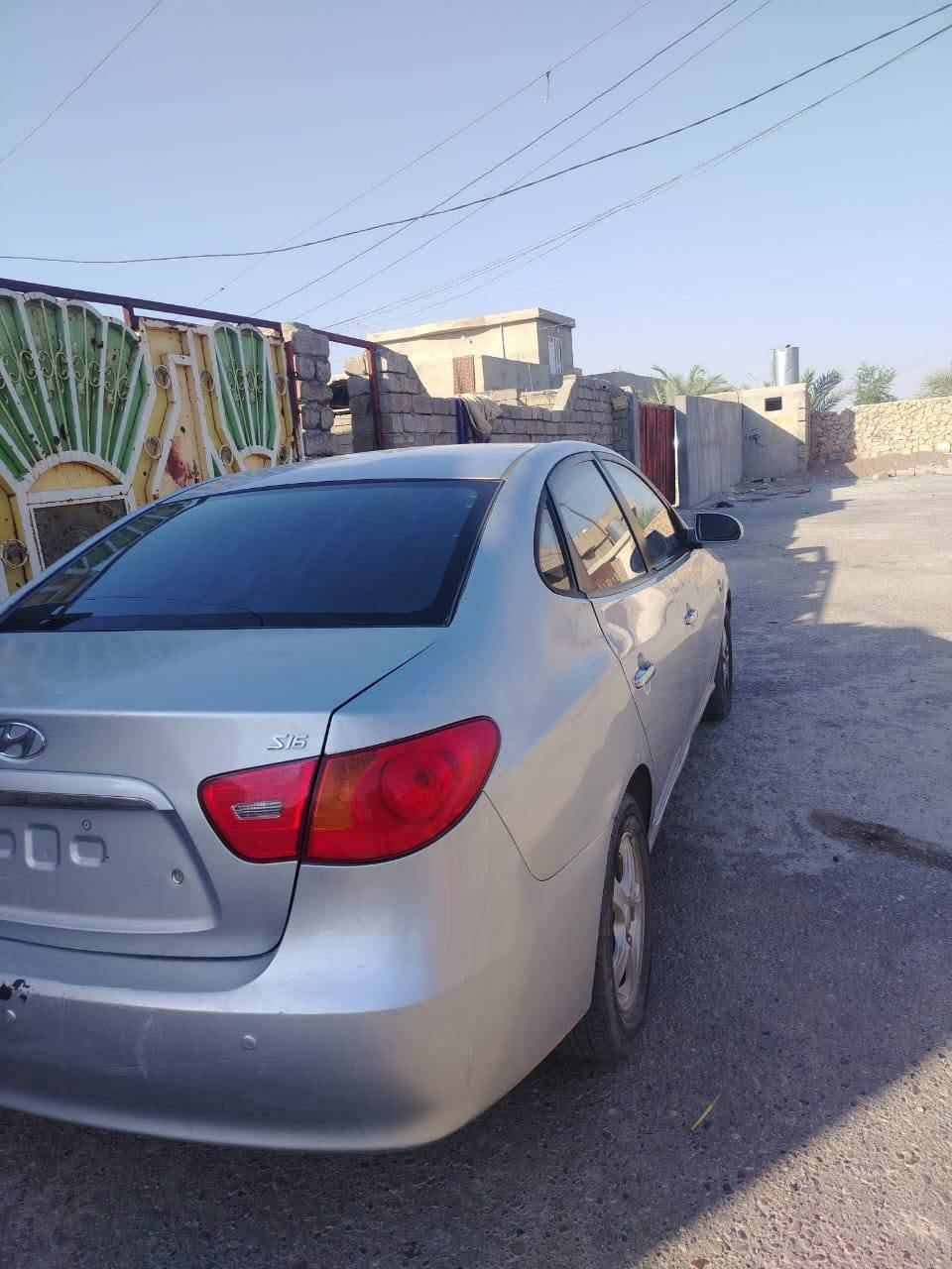 السلام عليكم
يوجد افانتي للبيع أدوات 
تبريد شرط 
محرك كير شرط 
سيارة نظيفة حيل وسعرها مناسب للشراي 
 $41وبيها مجال 
مكاني قرية البوطعمه 
رقم الهاتف ***********
