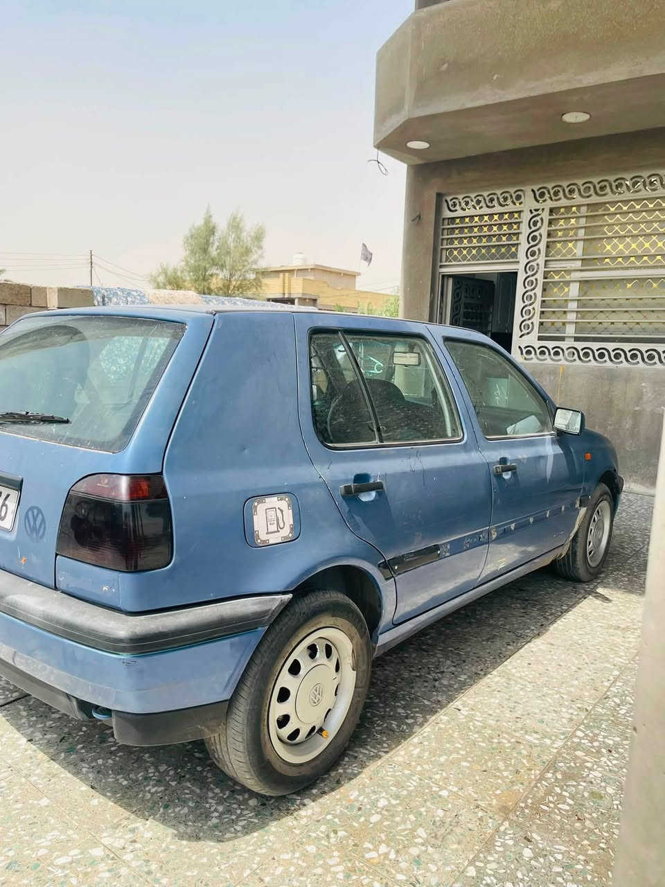 سلام عليكم ورحمة وبركاته كولف البيع مديل ١٩٩٢
إليكر مالته تعبان محرك خير من الله تبريد ثلج تخم تاير 
صدر نص عمر السياره بسمي تحويل رقم جديد السعر ٣٣ وبيهه مجال رقمي ***********
عنوان بغداد بسمايه مقابل المجمع السكني النفطي
