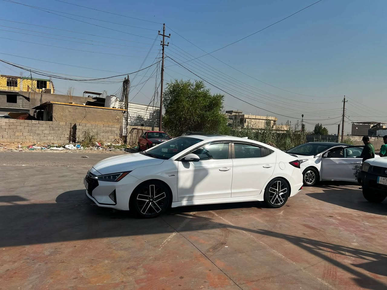 سلام عليكم هيواندي النترا 2020 سبورت امريكي 1.6T
SPORT
هاي أقوء فئة نزلت بالـ2020 بلسوق الامريكي 🇺🇸
المقاعد جلد +قماش بعلامة sport +تطريز احمر
بدلات تغير كير بلستيرن 
كشنات كهرباء تدفئه كشنات حضن 
شاحن لاسلكي دخول ذكي زر تشغيل 
فتحه سقف فول سياره ع اخر حبه سونار موجود 
مكان بغداد بسمايه 138$ بيه مجال حك جيتك 

بأسمي سياره ثاني يوم تحويل ***********
