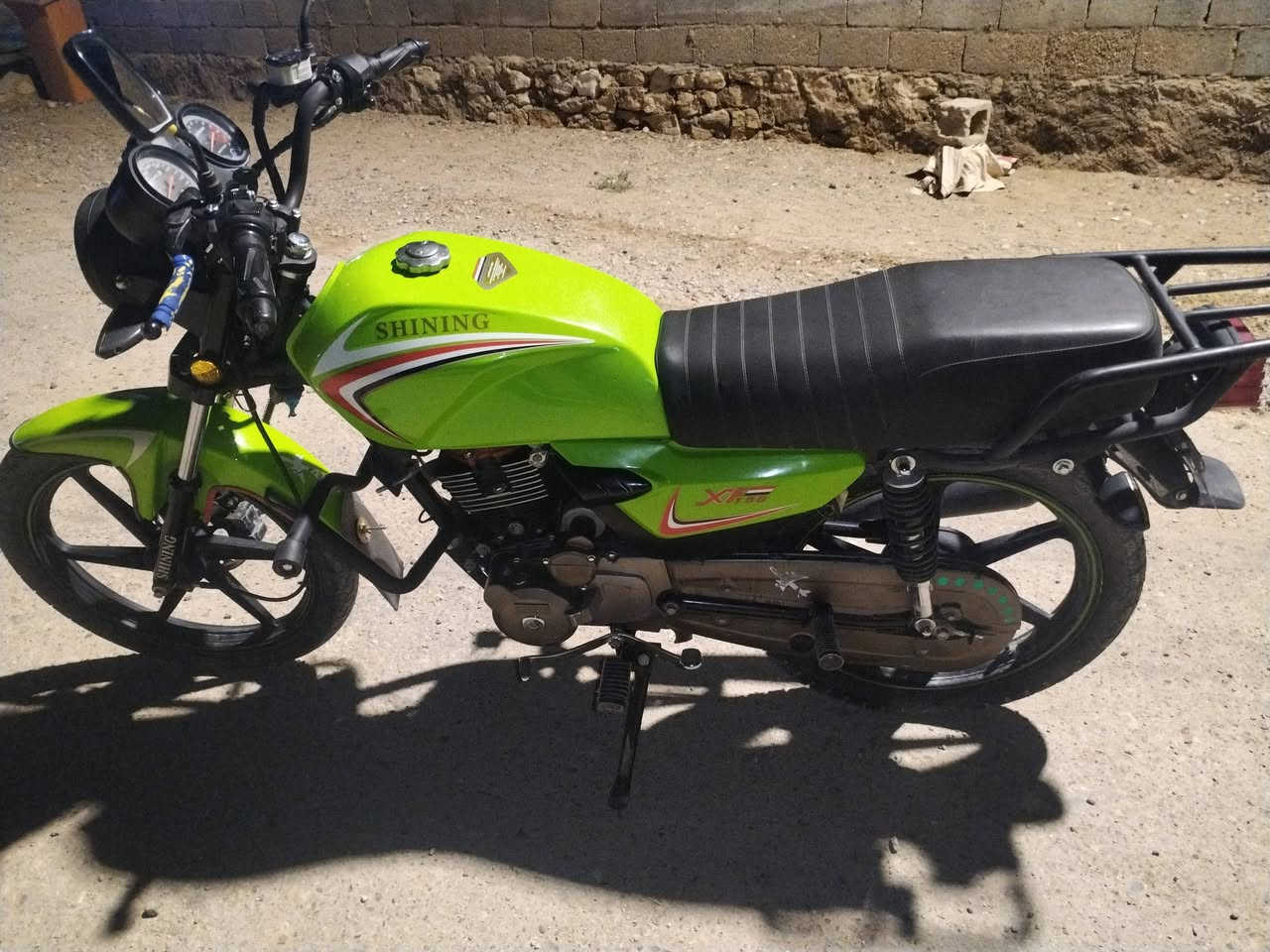 للبيع شنك موديل 2023 سعر 925وبي مجال ***********
