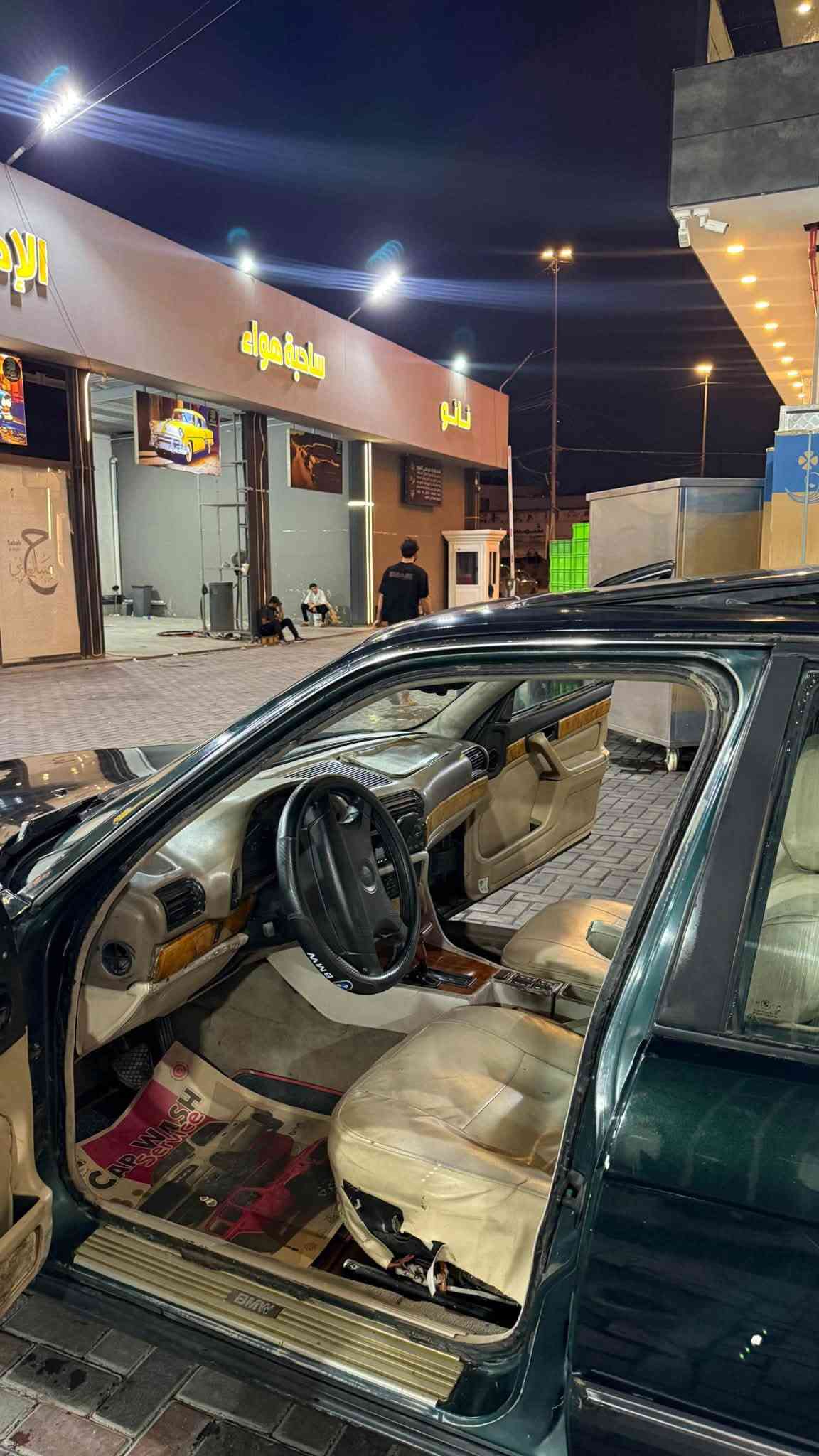بي ام 740 • محرك V8 • موديل ١٩٩٣
