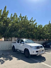 مرزییە 2009 دەبل سعودیی  بەس بۆنیتی رەشە  هندێک  شوێن ساردی هه یە  رەق...