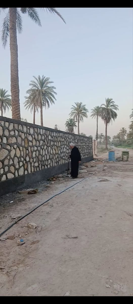 اللهم صل على محمد وال محمد بناء حجر كرسته وعمل شغل درجه اولى وزن ونظافه وعداله شرط نشتغل كافة المحافظات الحبيبه ***********(ملاحظه غير مبري الذمه الي ينسب العمل اله)
