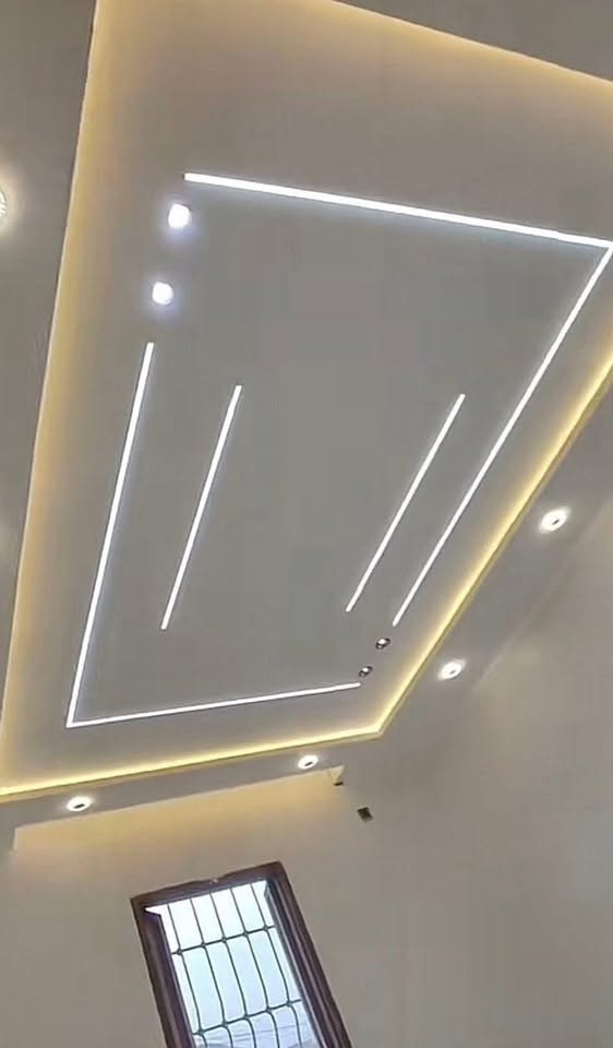 اتمنى منكم إعجاب و متابعت الصفحة
شاركوا المنشور ❤️💜
 عمل جميع انواع الديكورات الداخلية و بانسب الأسعار ✨💜
ورق الجدران 🌉
صبغ المنازل 🏛️🌈
عمل السحبات او البنلات 💜🌹
جبسن بورد 🔥
سقوف ثانوية 🪟
الاتصال على الرقم ☎️
***********
