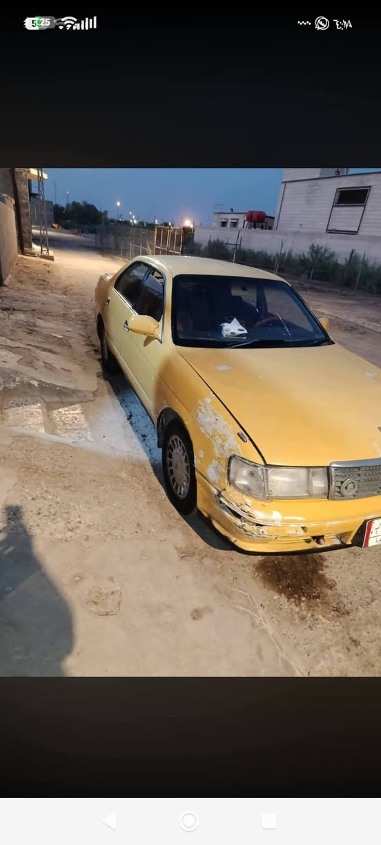 @سلام عليكم بطه مديل 2000مكينه وكير وتبريد حداده تخم تاير كهربايا سياره جاهزه من كلشي ترايك 180شرط مكفوله كص ونغل جثه مراوس اوبيع سنويه منتهيه هيه وغرامات ماعرف شكد عليه عله المشتري مكاني بصره ناحيه سيبه  ***********

نص مكتوب في الصور:
- 526 ٦:١٧