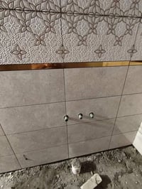 اسطه سيراميك • جدران • ارضيات