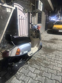 دراجه ماكس بوليس للبيع او مراوس ب عدله نضيفه التصال 07712217167
