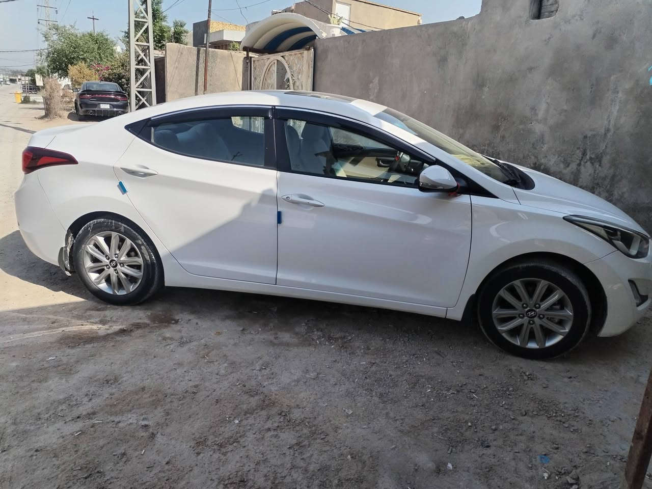البيع نترء مضلع موديل ١٦ رقم بغداد مكفواله عد البنيد مصبوق ثر جراد ومصبوق عام بدون فتح سياره نص فول بسمي شراي يتصل ***********
